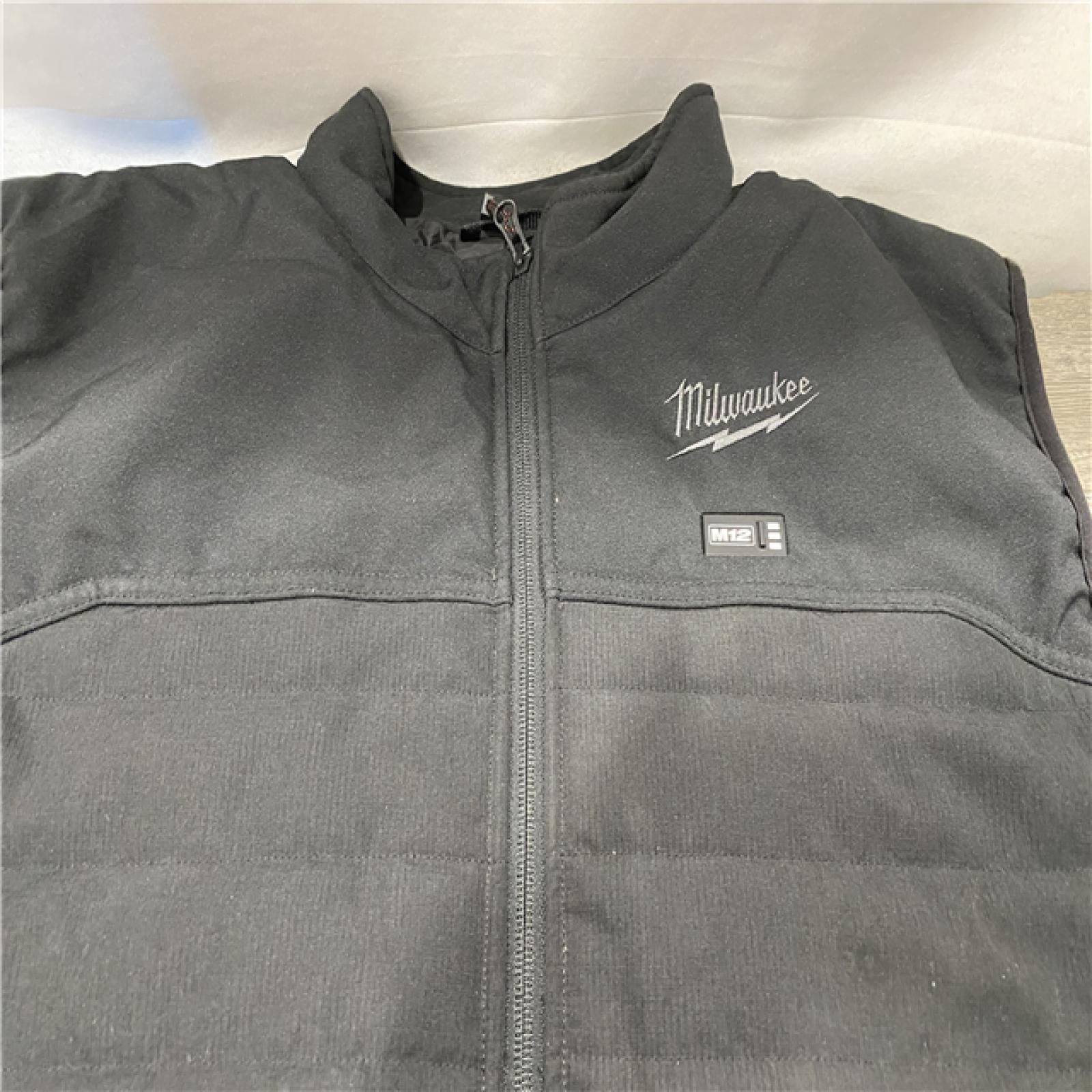 AS-IS Milwaukee Men's 2 X-Large 12-Volt Lithium-Ion Cordless Axis Black Heated Vest Kit