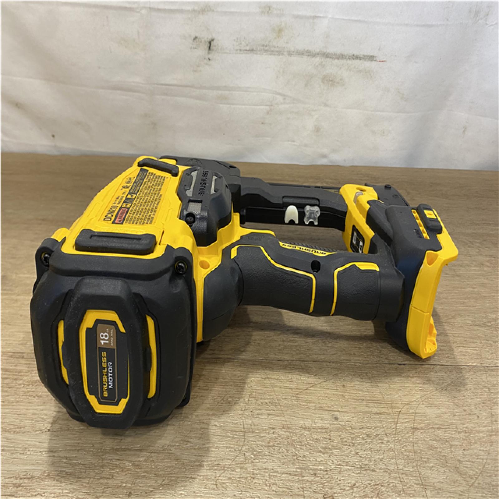 AS-IS DEWALT 20V MAX XR 18 Gauge Cordless Brad Nailer (Tool Only)
