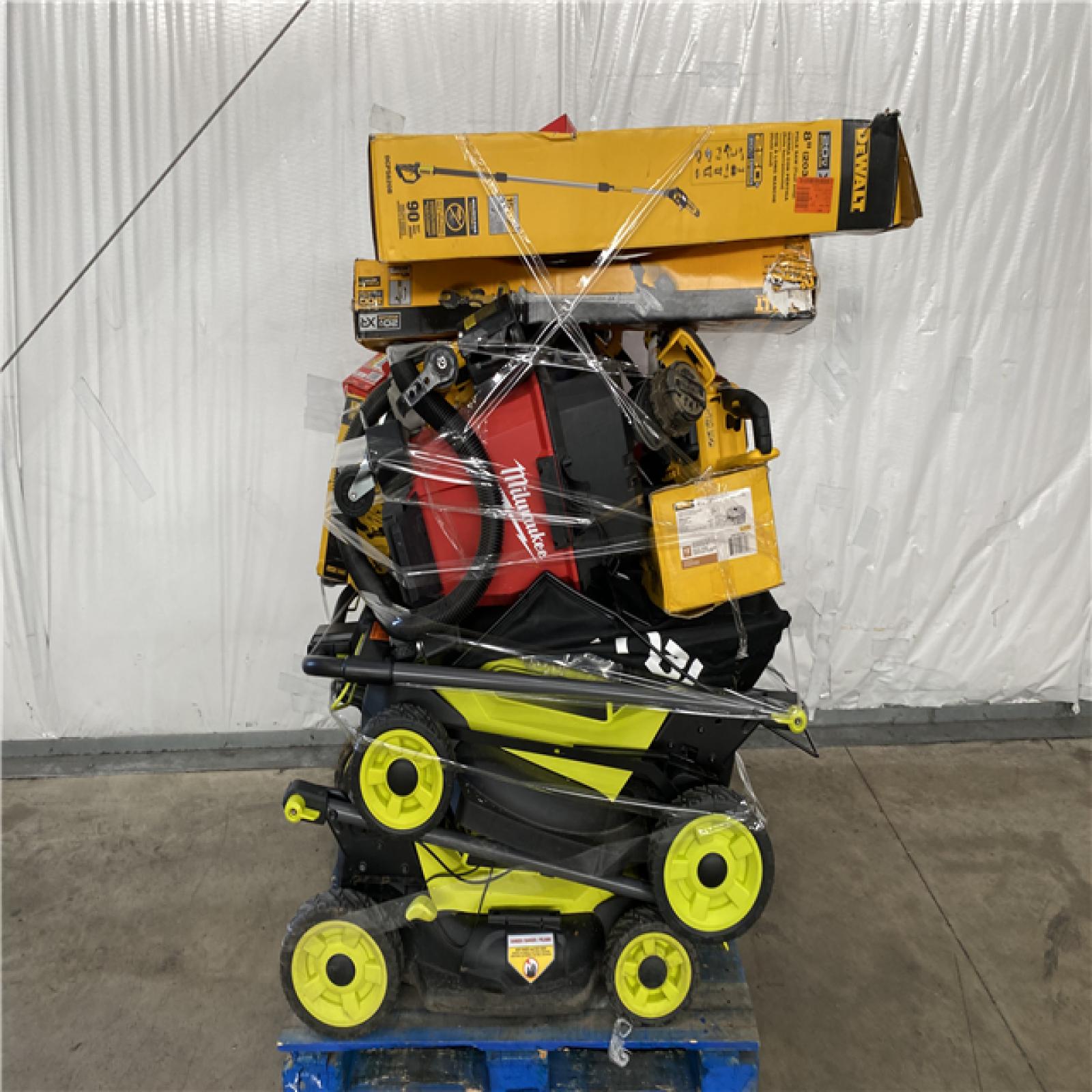 Houston Location AS IS - Tool Pallet