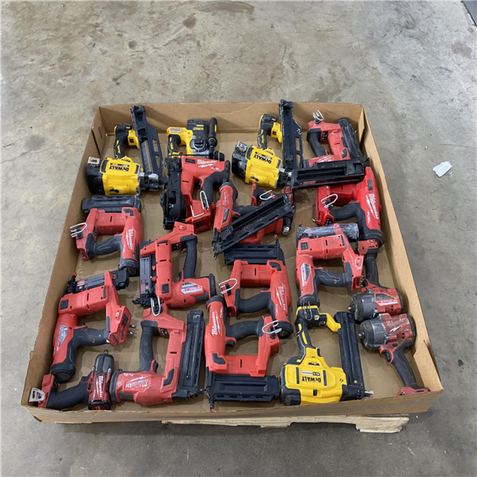 Houston Location AS IS - Tool Pallet