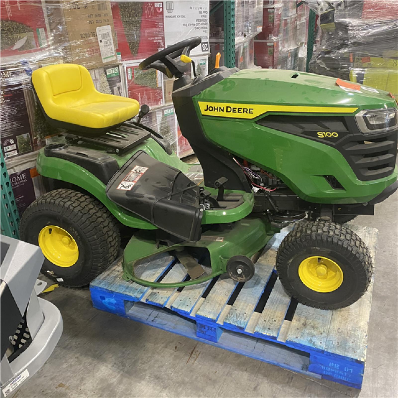Dallas Location - As-Is John Deere S100 Lawn Tractor  42-in.