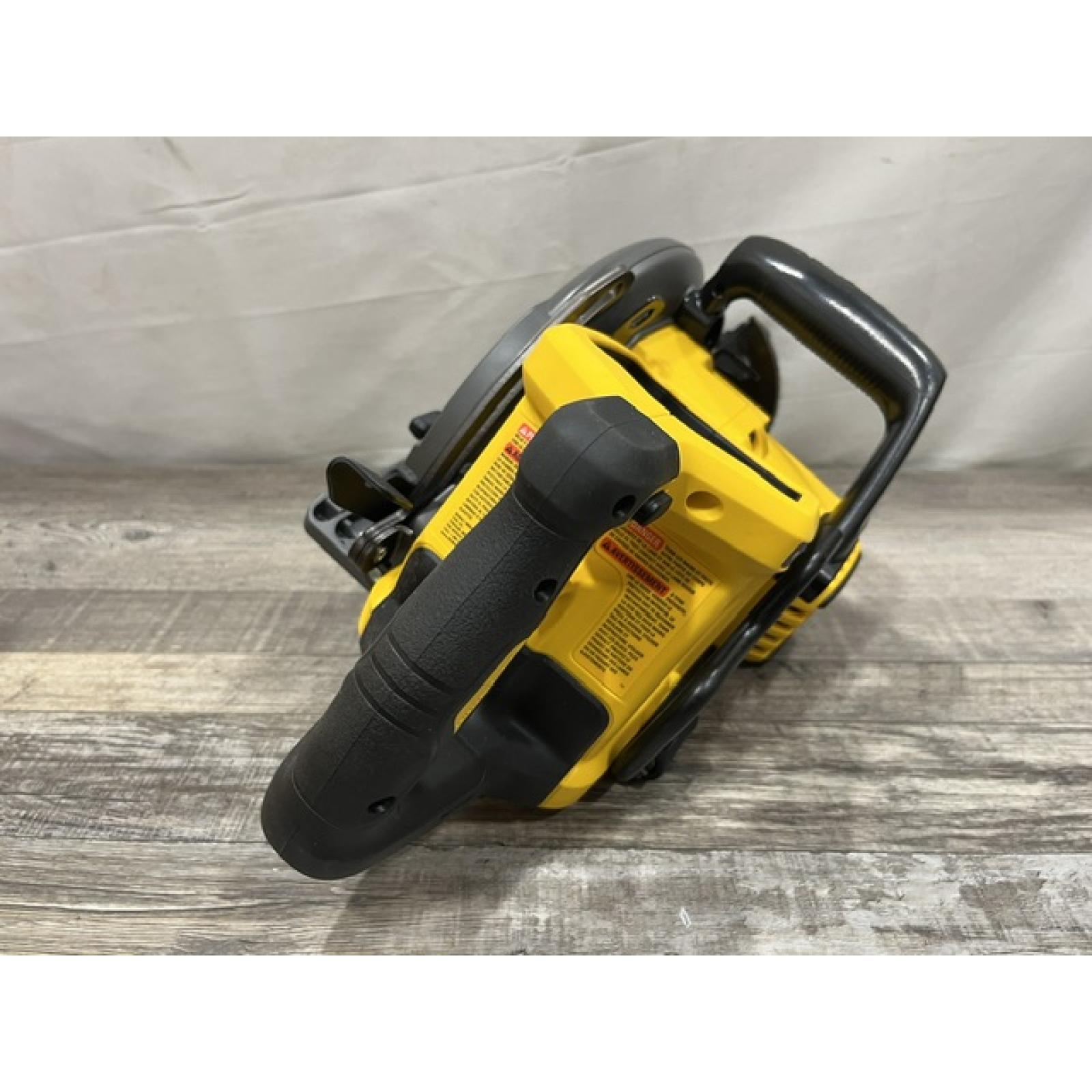 AS-IS DEWALT FLEXVOLT 60V MAX Cordless Brushless 7-1/4 in. Wormdrive Style Circular Saw (Tool Only)