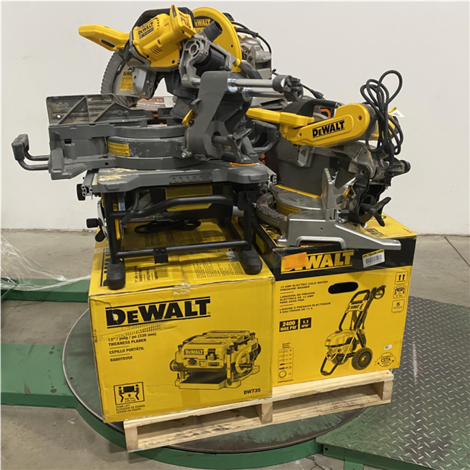 Dallas Location - As-Is Tool Pallet