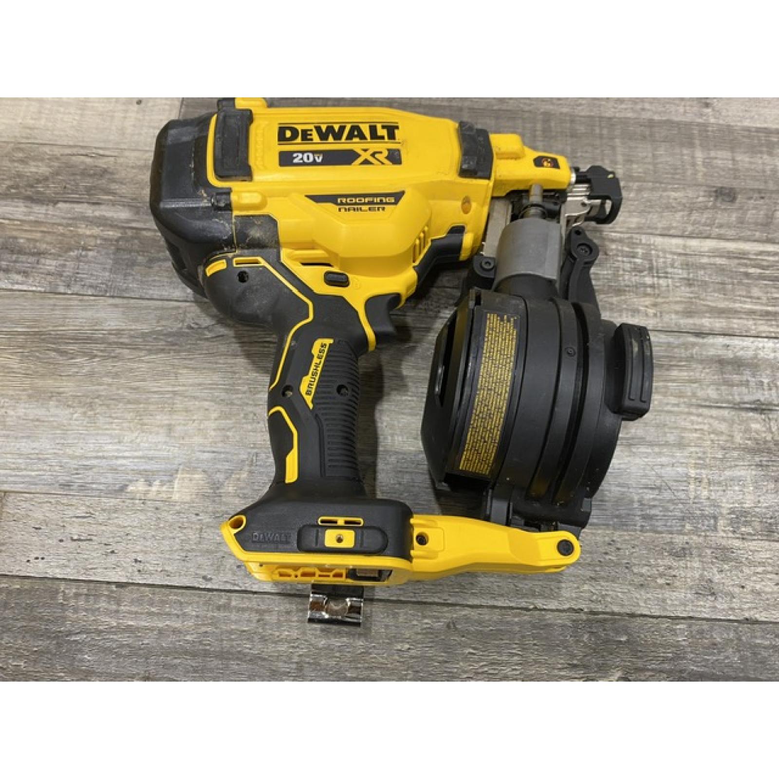 AS-IS DEWALT 20V MAX Lithium-Ion 15-Degree Electric Cordless Roofing Nailer Kit