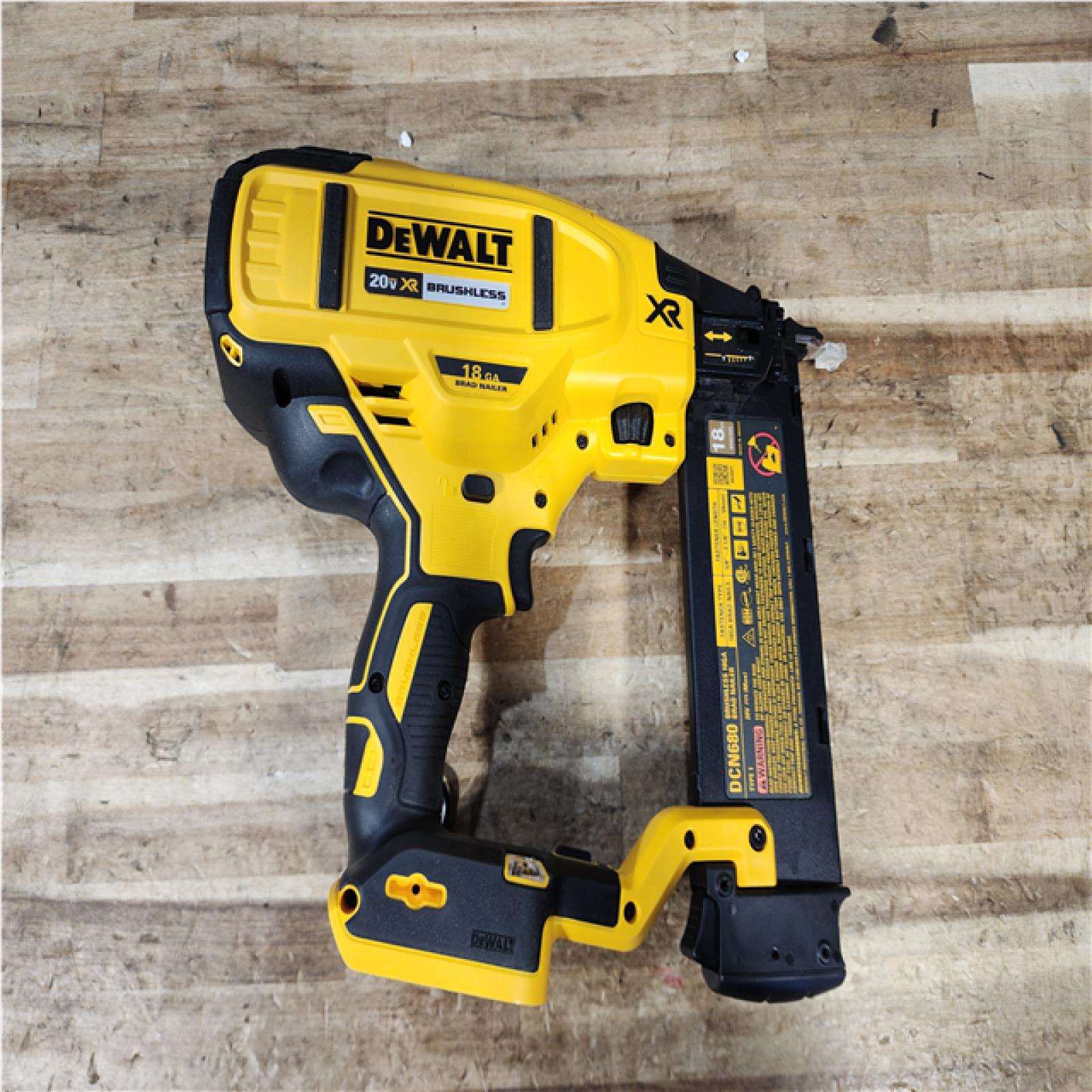 HOUSTON LOCATION - AS - IS DEWALT 20V MAX XR Lithium-Ion Electric Cordless 18-Gauge Brad Nailer (Tool Only)