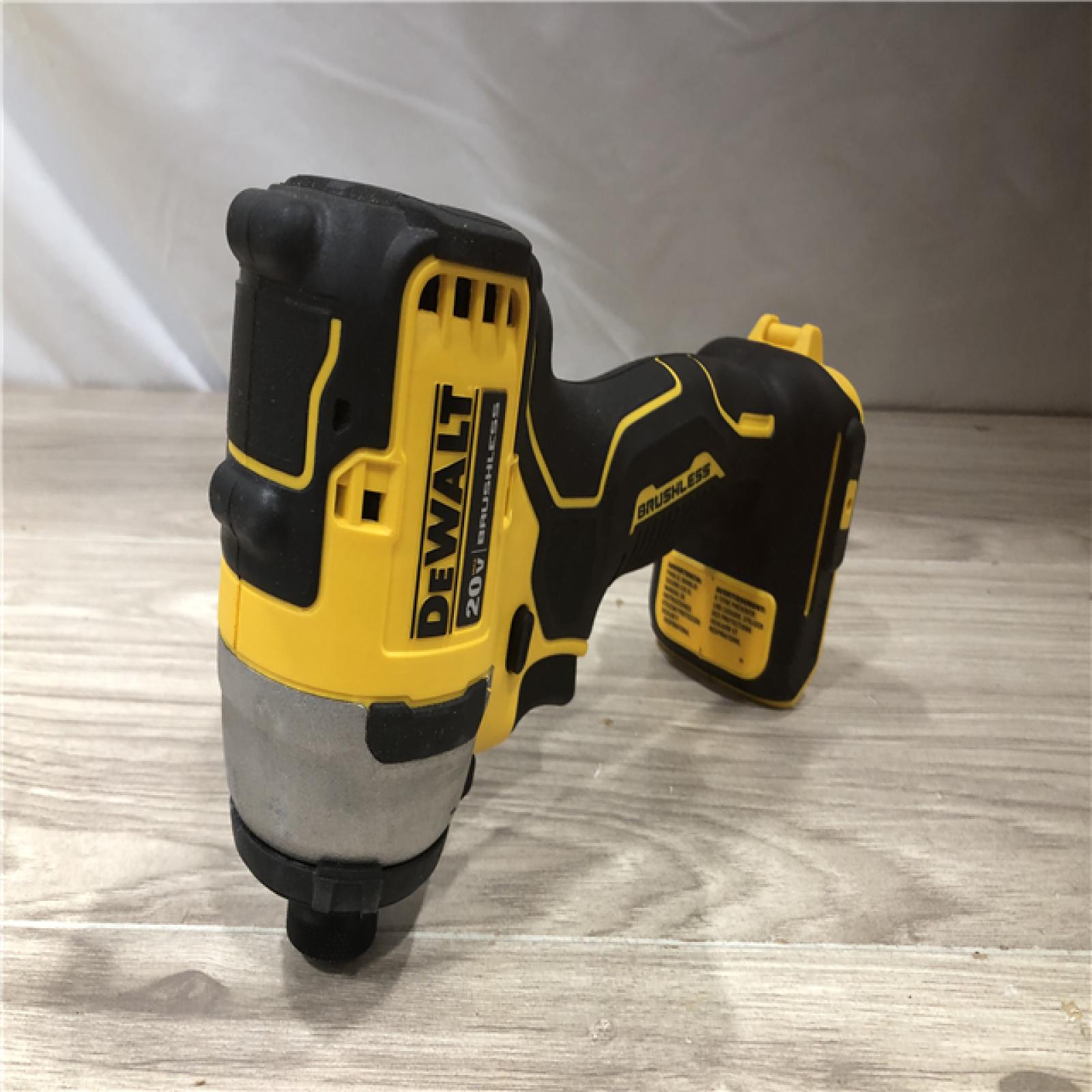 AS-IS DEWALT Atomic 20V Max Lithium-Ion Cordless Compact 1/4 in. Impact Driver Kit