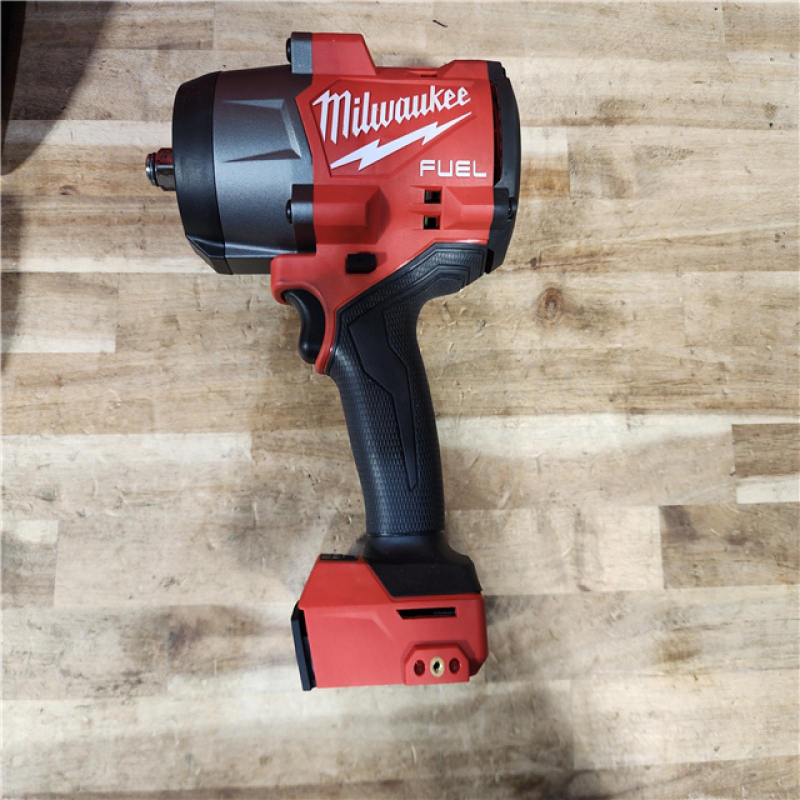 HOUSTON LOCATION - AS-IS Milwaukee FUEL 18V Lithium-Ion Brushless Cordless 1/2 in. Impact Wrench w/Friction Ring Kit