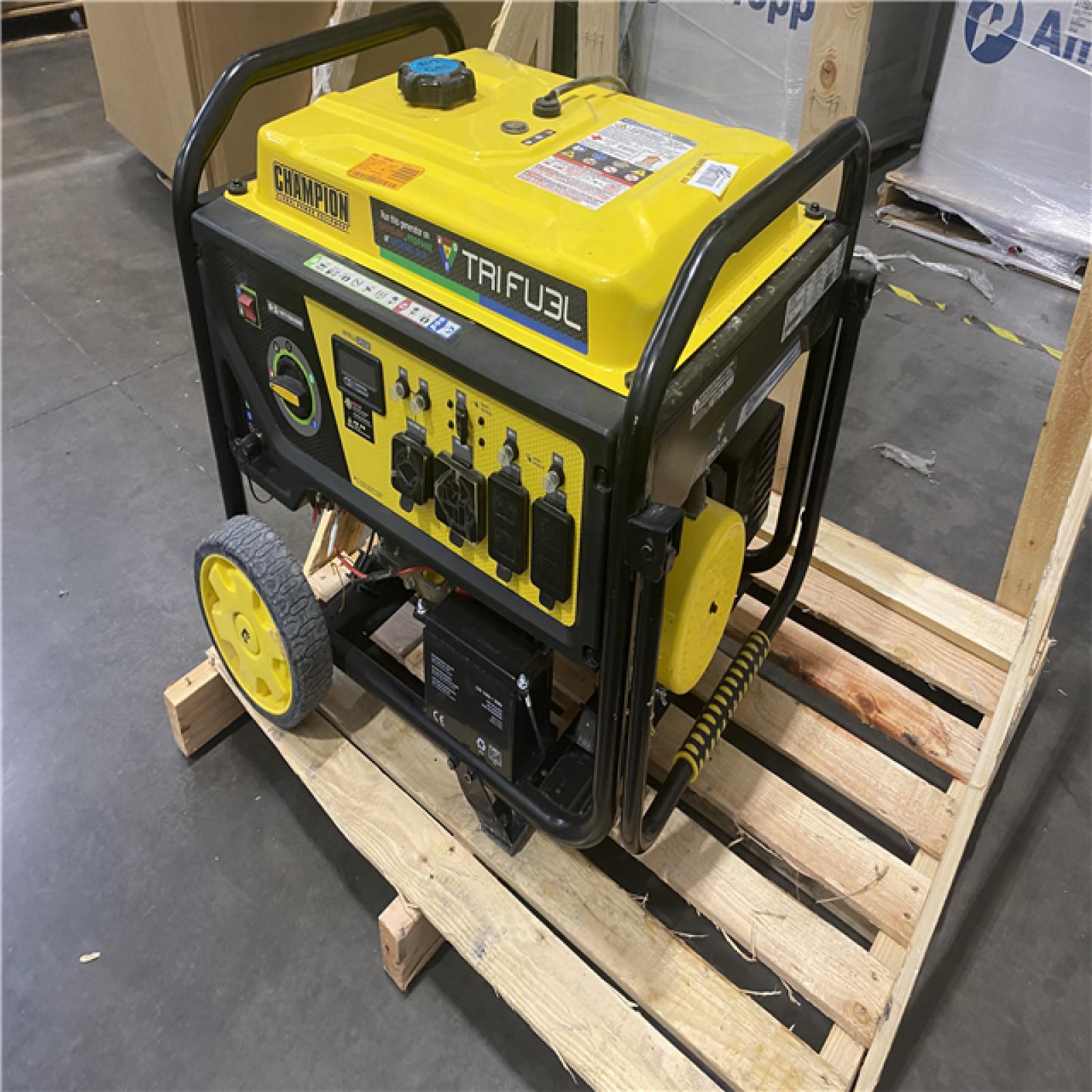 Dallas Location - As-Is Champion Power Equipment 11 500/9 200-Wattl Gas Portable Generator