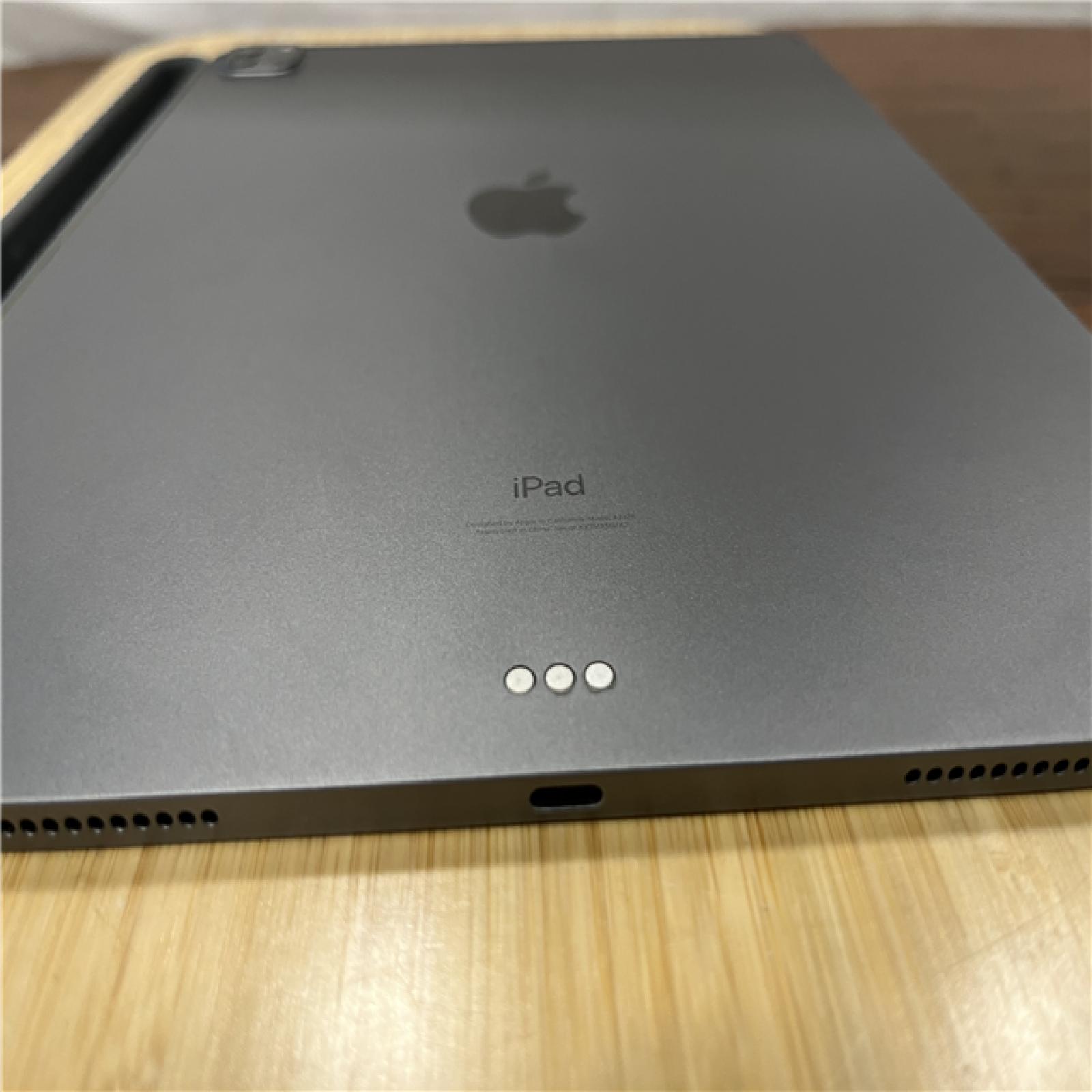 AS-IS Apple iPad Pro, 12.9-inch (5th generation) 256GB - Space Gray