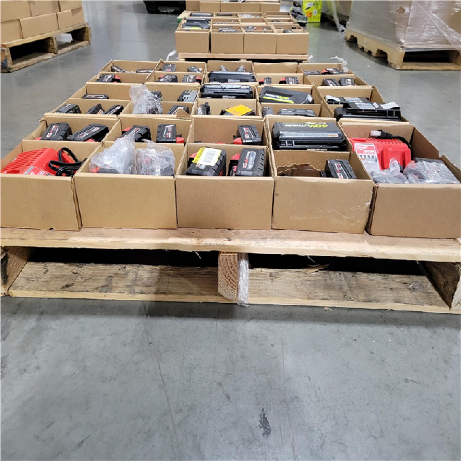 PHOENIX AS-IS TOOL PALLET