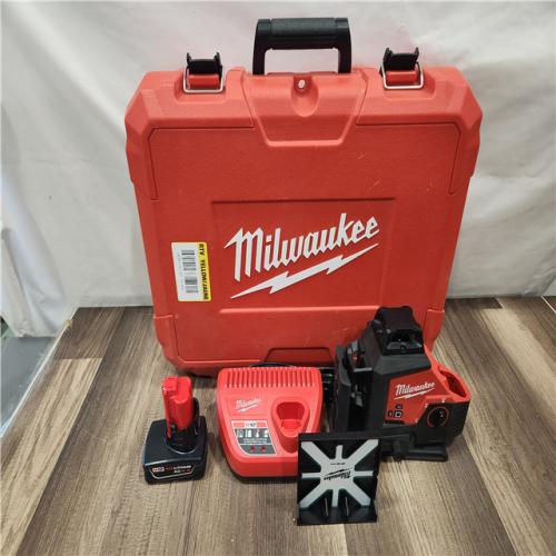 AS-IS- Milwaukee -M12 Green Beam Laser 360° 3-Plane Kit