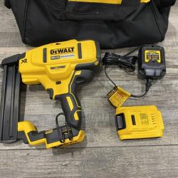 AS-IS DEWALT 20V MAX XR Lithium-Ion Cordless 18-Gauge Narrow Crown Stapler Kit