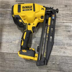 AS-IS DEWALT 20V MAX XR 16-Gauge Electric Cordless Angled Finishing Nailer Kit
