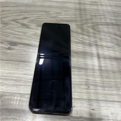 AS-IS Samsung Galaxy Z Flip4 128GB F721U- Graphite