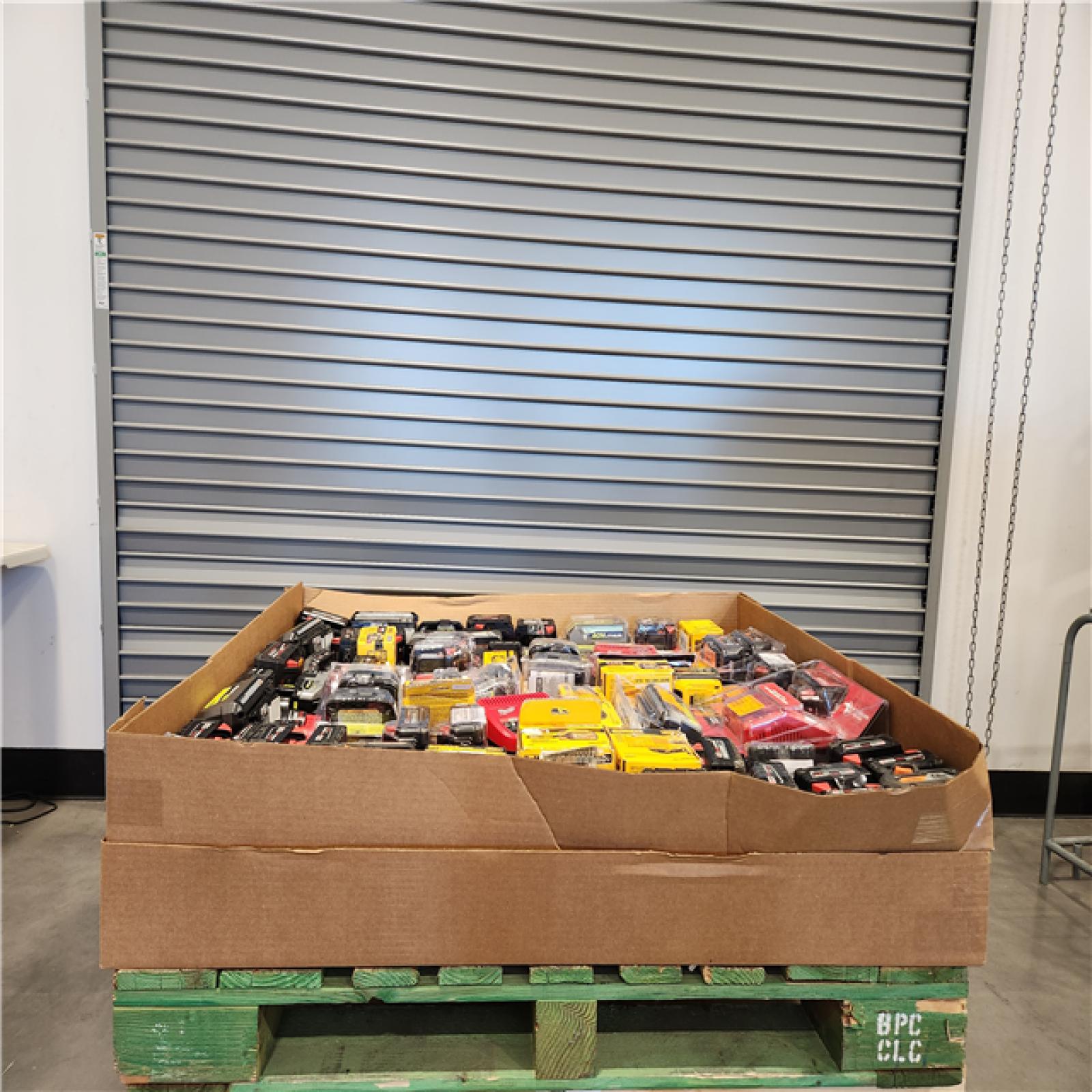 DALLAS LOCATION - AS-IS BATTERY PALLET