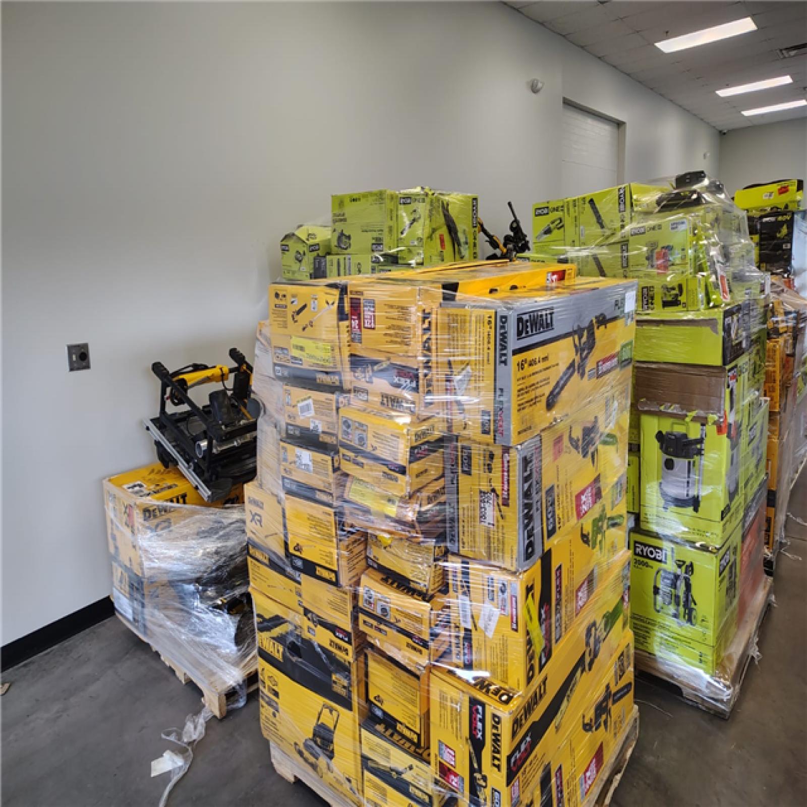 Pittston Location As-Is Power Tools Partial Truckload (10 Pallets) 3172-A