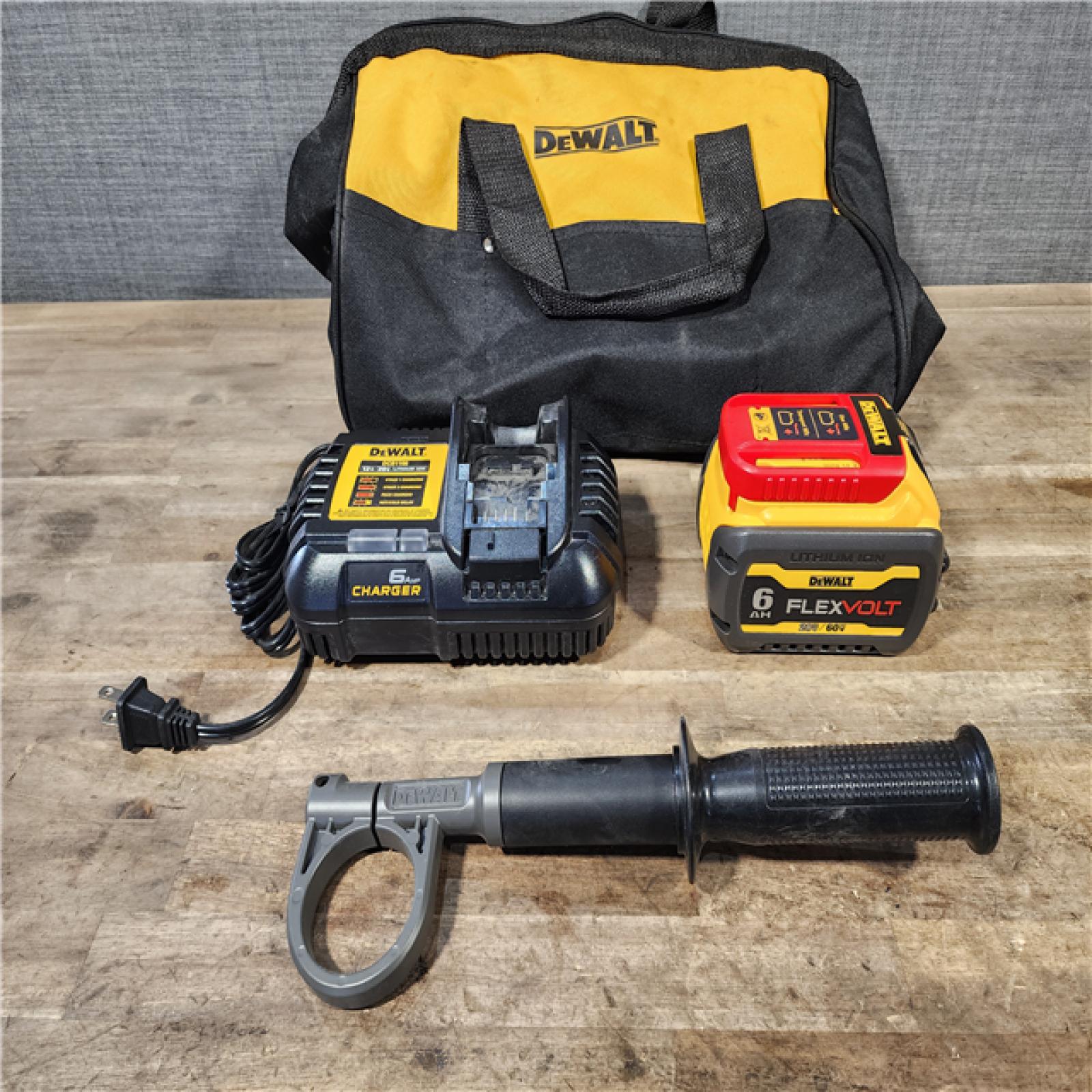 HOUSTON LOCATION - AS-IS Dewalt FLEXVOLT 20 Volt 1/2 in. Brushless Cordless Hammer Drill/Driver Kit (Battery & Charger)