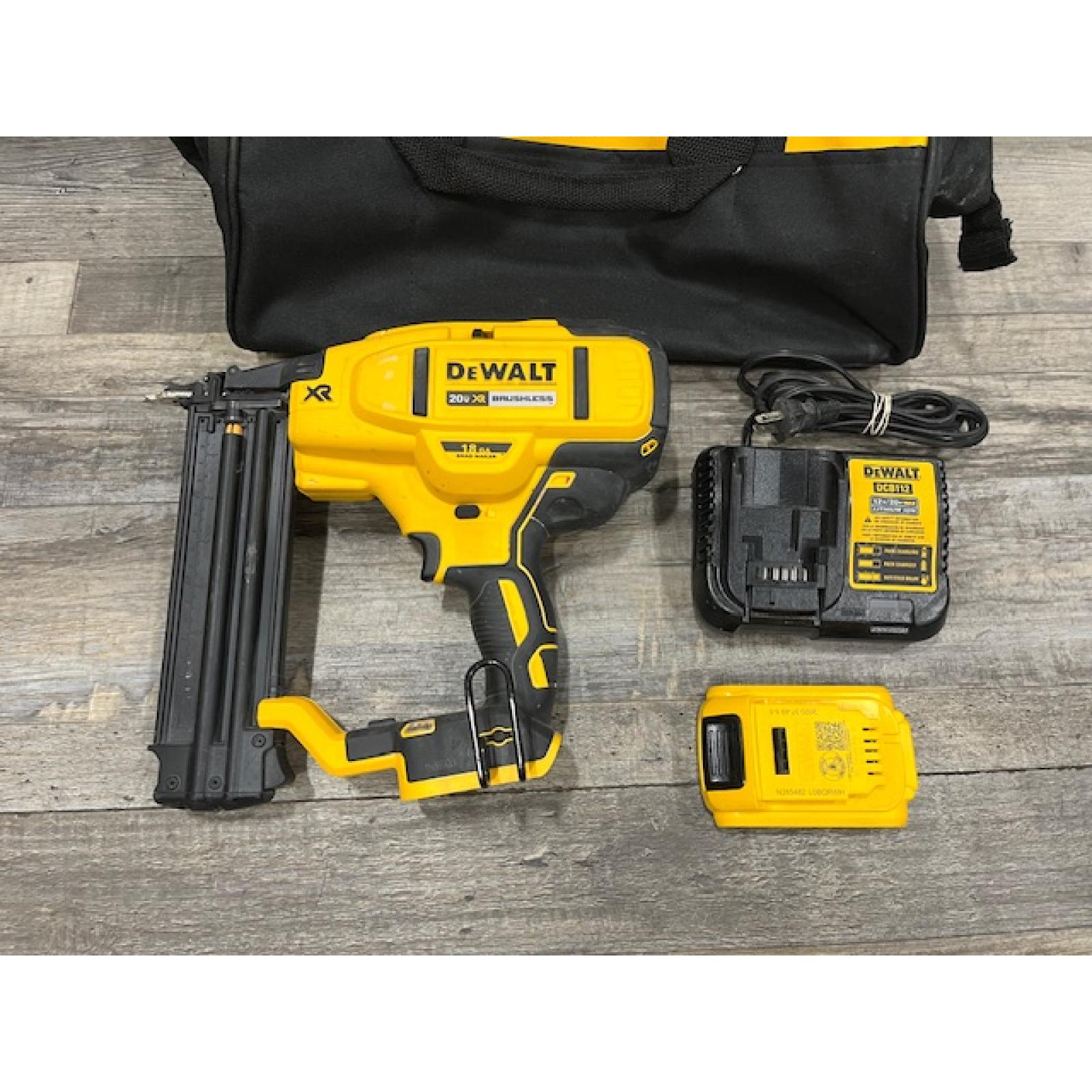 AS-IS DEWALT 20V MAX XR 18 Gauge Brad Nailer Kit