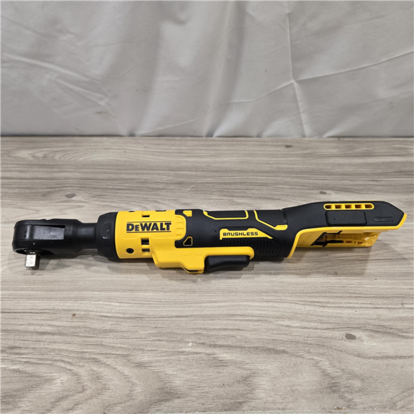AS-IS DeWalt ATOMIC 20V MAX Cordless 3/8 in. Ratchet (Tool Only)