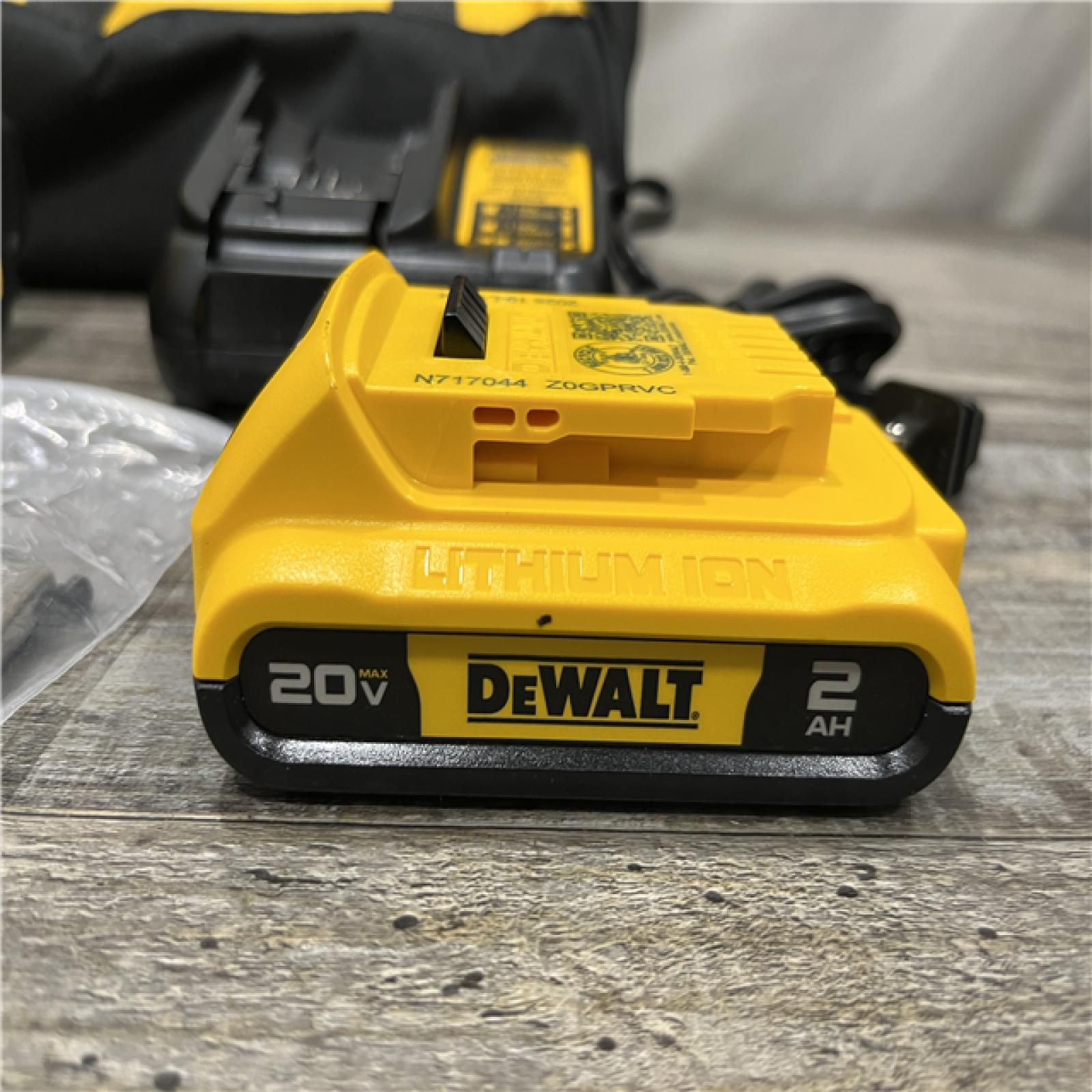 AS-IS DEWALT Atomic 20V Lithium-Ion Cordless Compact 1/2 in. Drill/Driver Kit
