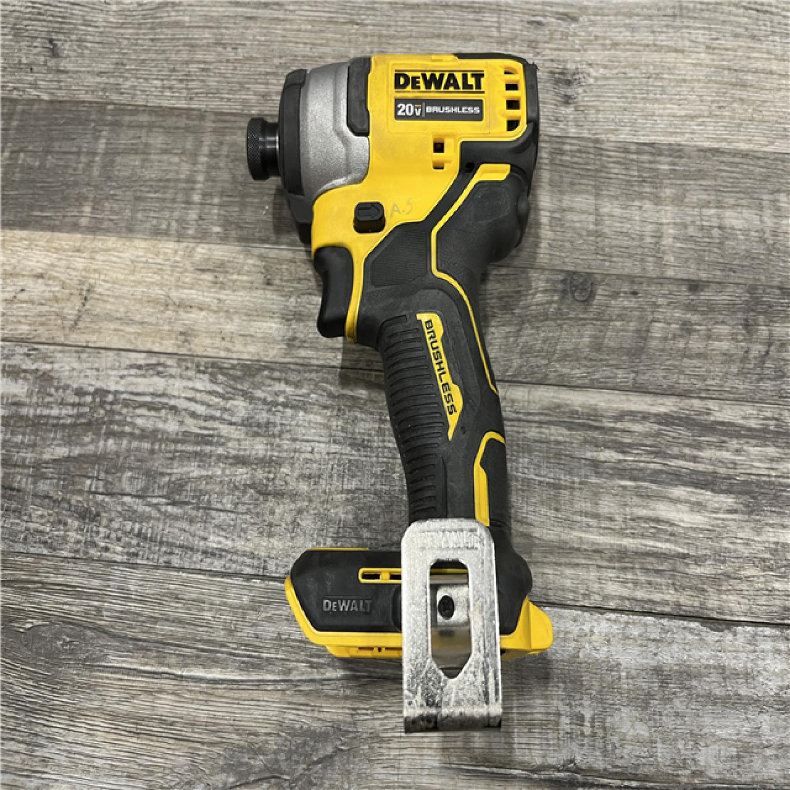 AS-IS DEWALT Atomic 20V Max Lithium-Ion Brushless Cordless Compact 1/4 in. Impact Driver Kit