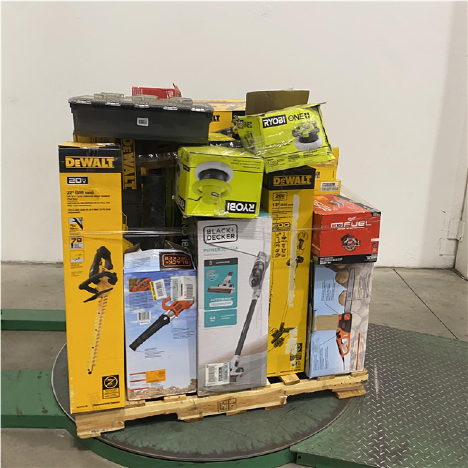 Dallas Location - As-Is Tool Pallet