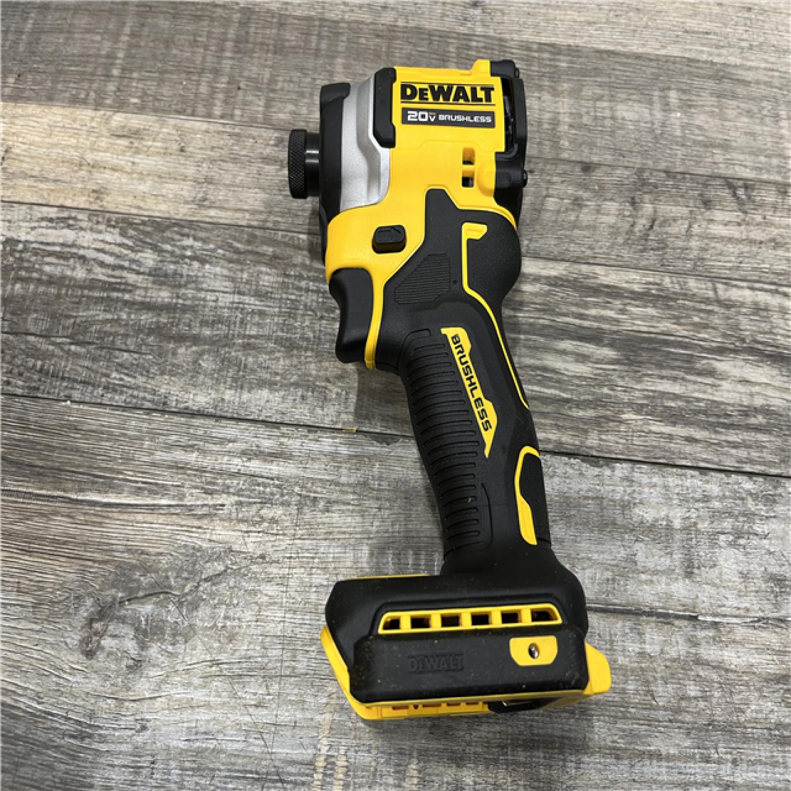 AS-IS DEWALT ATOMIC 20V MAX Lithium-Ion Cordless 1/4 in. Brushless Impact Driver Kit