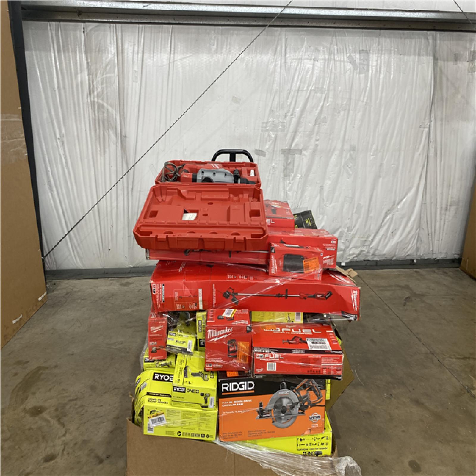 Houston Location AS IS - Tool Pallet