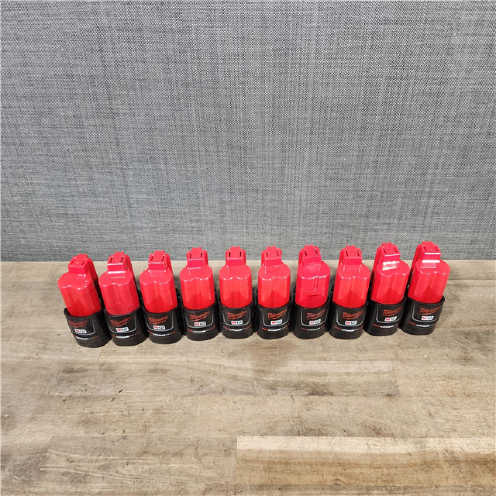 HOUSTON LOCATION - AS-IS MILWAUKEE BATTERY PACK QTY - 20