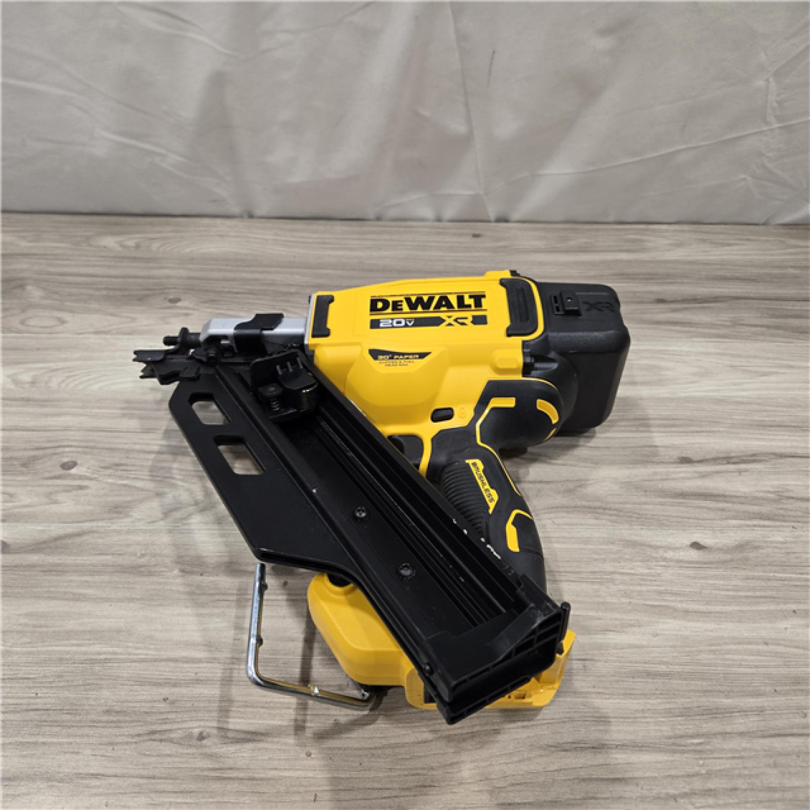 AS-IS DEWALT 20V 30 Degree Cordless Framing Nailer (Tool-Only)
