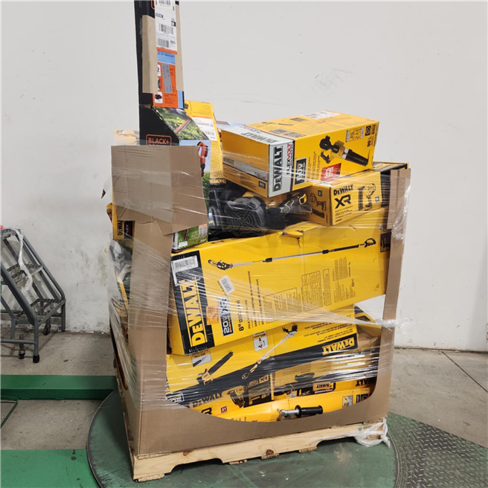 Dallas Location - As-Is DEWALT Tool Pallet
