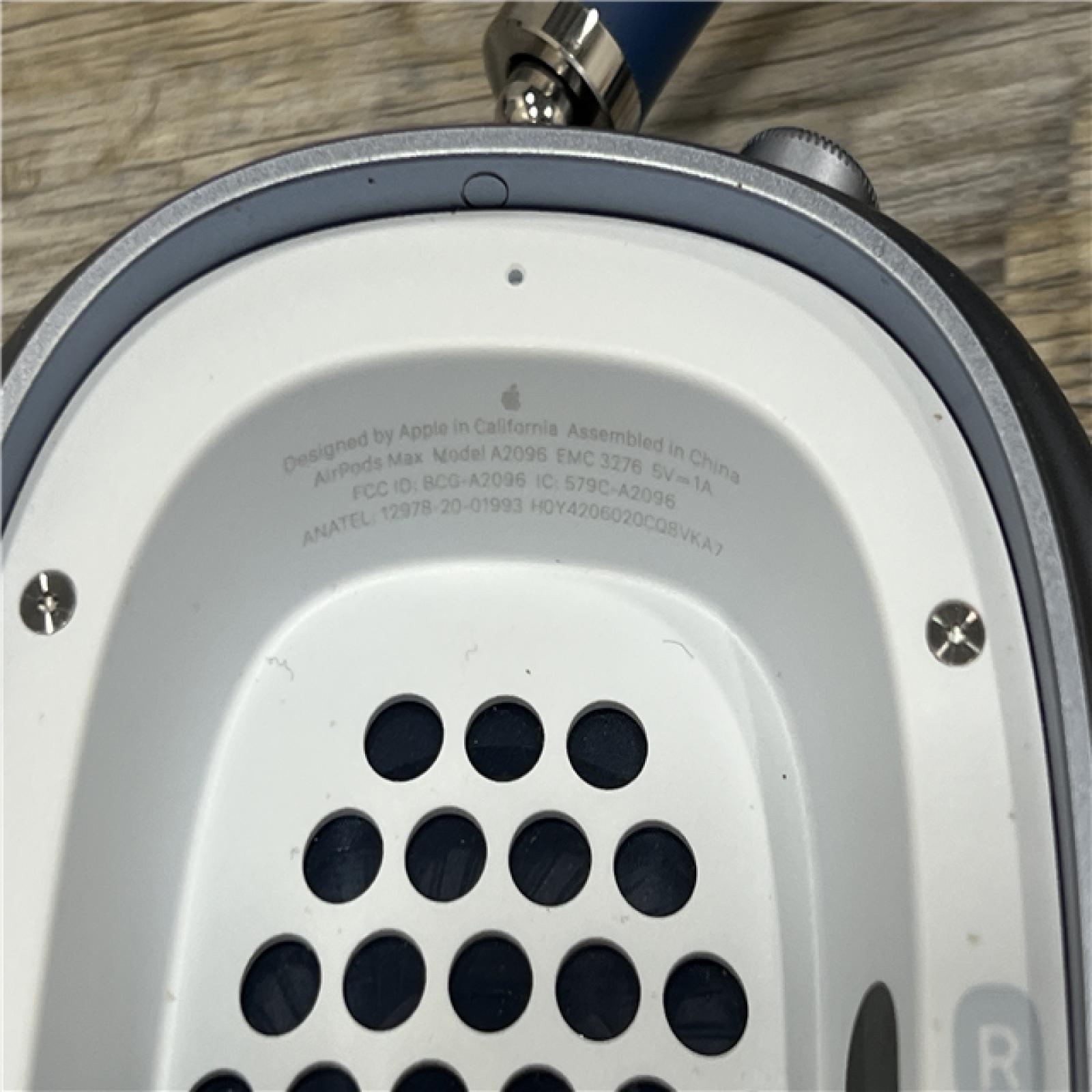 AS-IS Apple AirPods Max - Version Lightning - Sky Blue