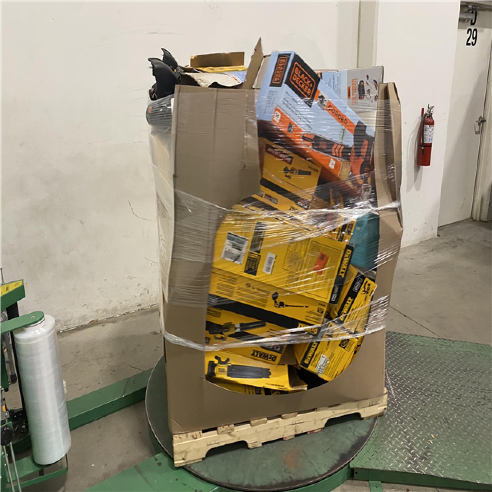 Dallas Location - As-Is DEWALT Tool Pallet