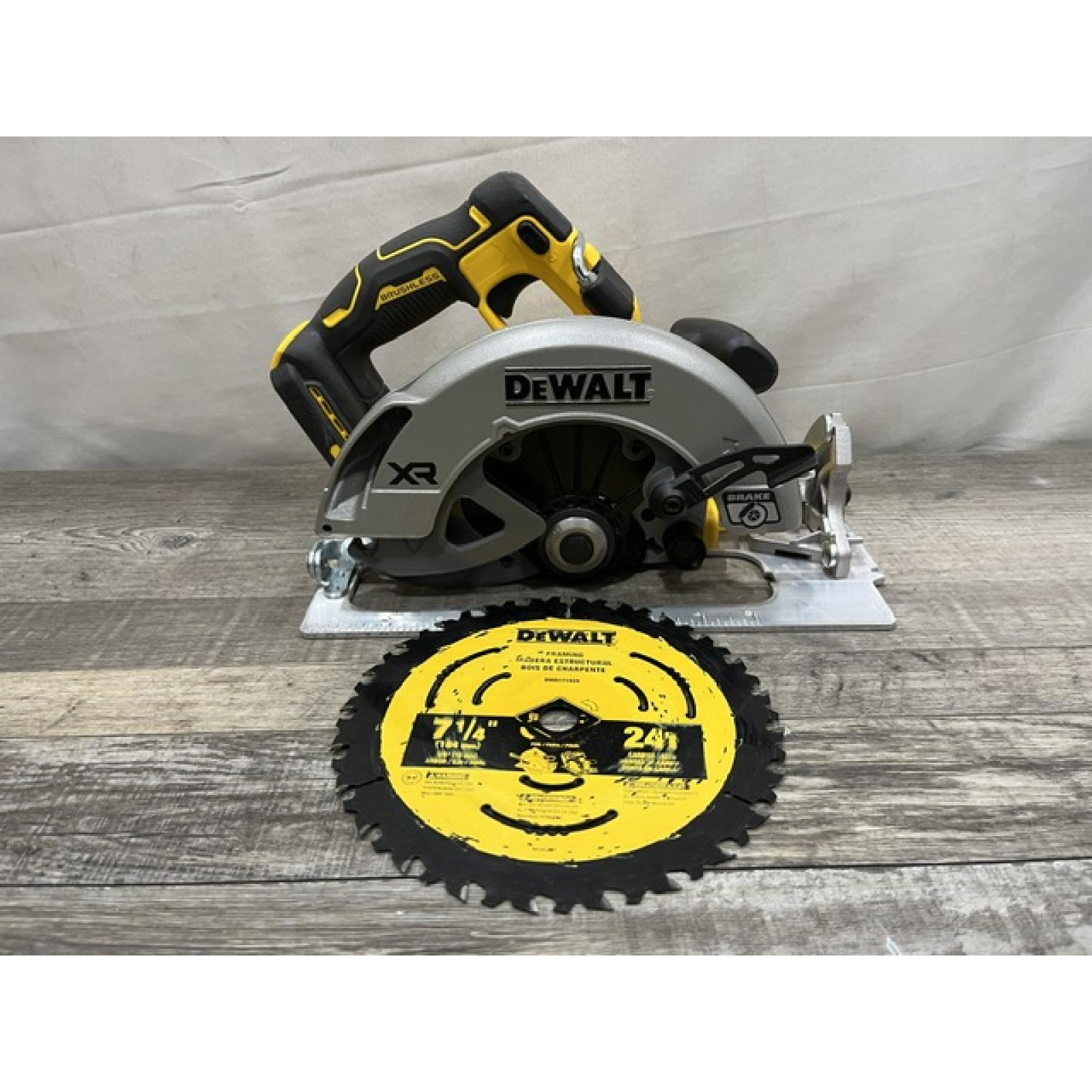 AS-IS DEWALT FLEXVOLT 60V MAX 125 MPH 600 CFM Brushless Cordless Battery Powered Blower Kit