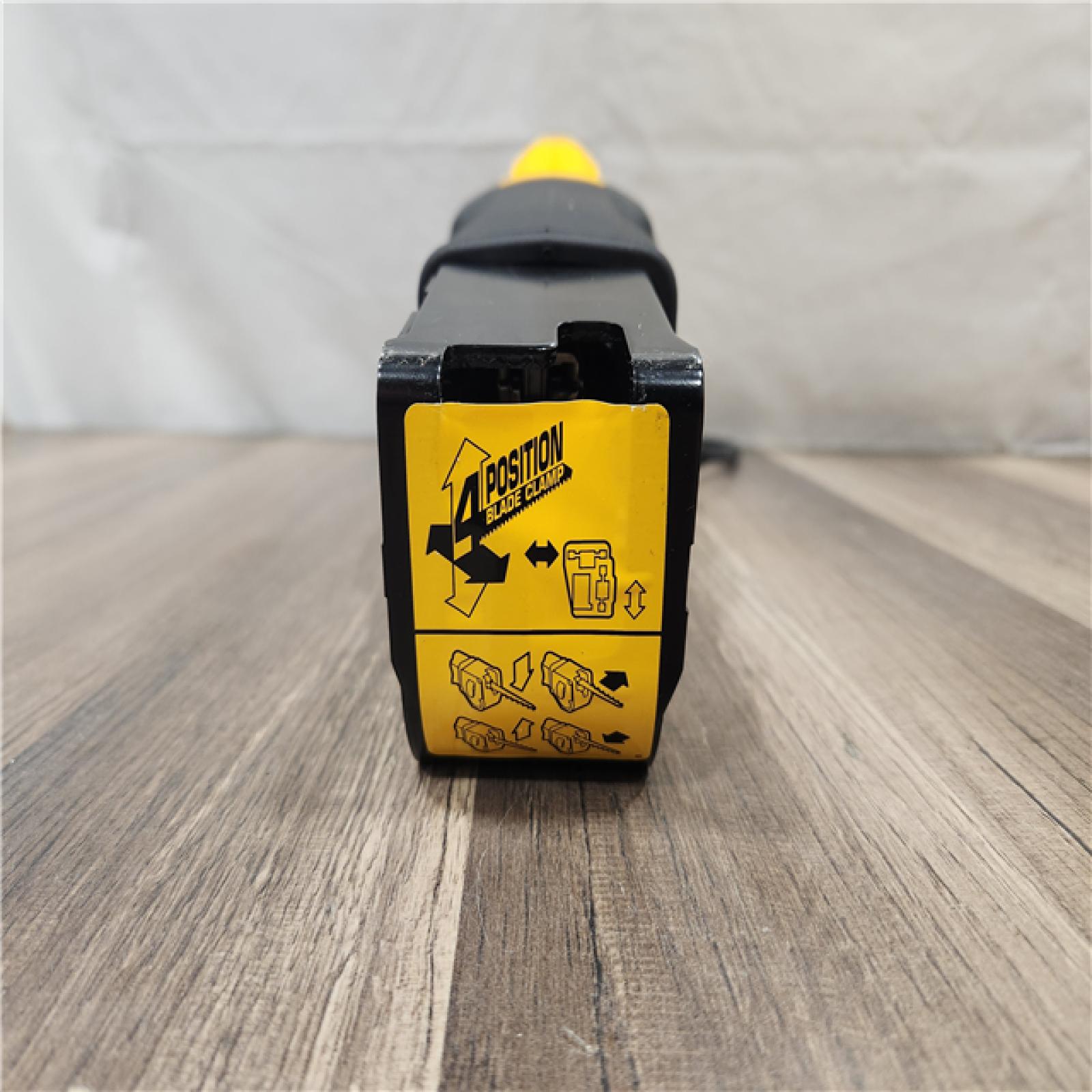 AS-IS- DEWALT DWE305 12 Amp Corded Reciprocating Saw