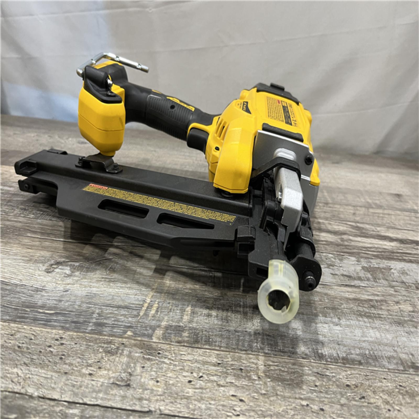 AS-IS DEWALT 20-Volt 21° Cordless Framing Nailer (Tool-Only)