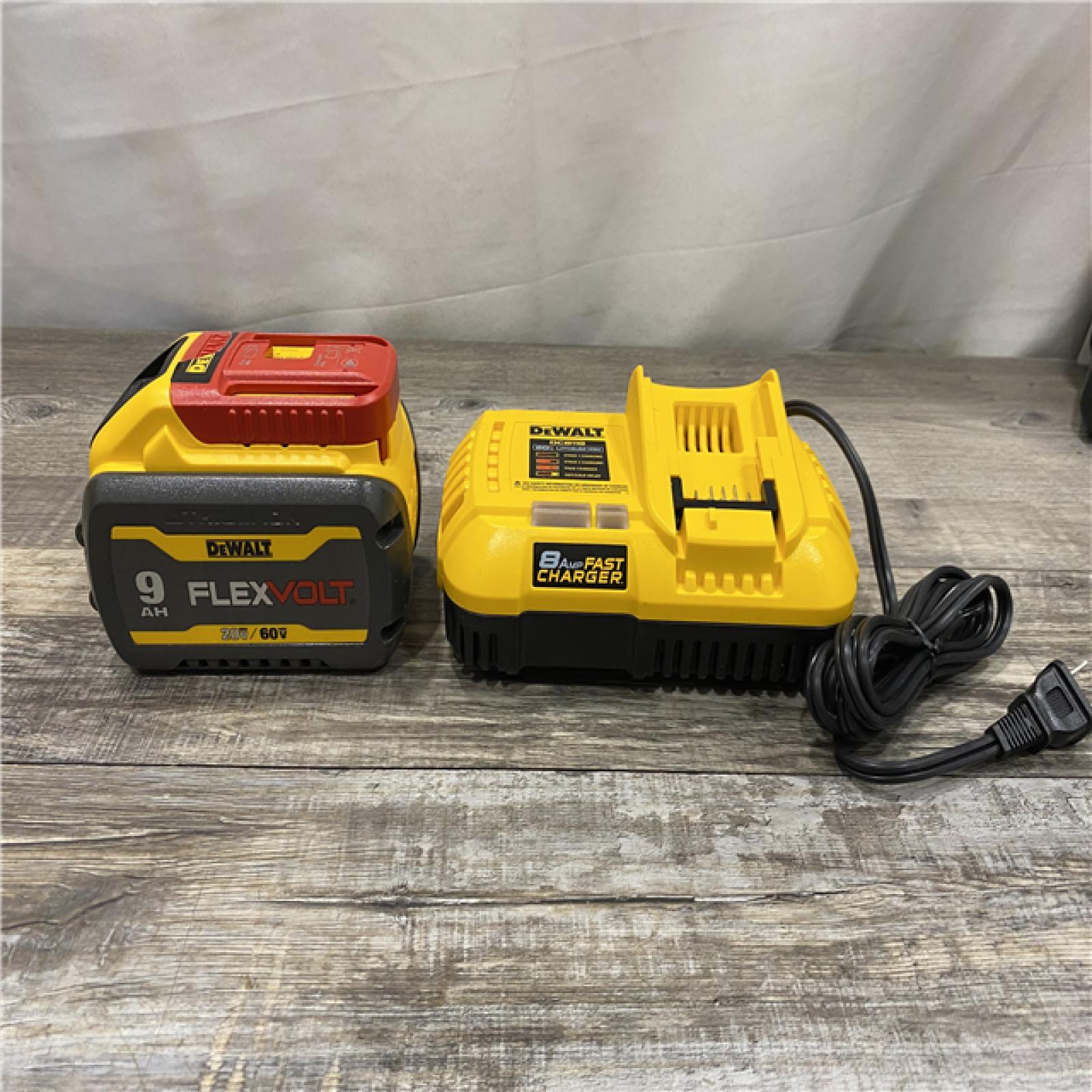 AS-IS DEWALT 20V/60V MAX FLEXVOLT Lithium-Ion 9.0Ah Battery and Charger Starter Kit