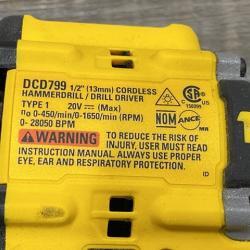 AS-IS DEWALT ATOMIC 20V Cordless 1/2 in. Compact Hammer Drill Kit