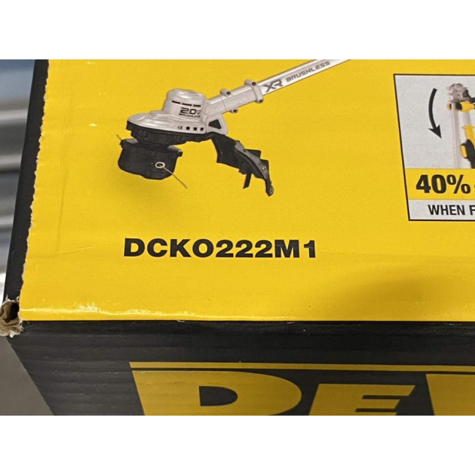 NEW - DEWALT 20V MAX Cordless Battery Powered String Trimmer & Blower Combo Kit