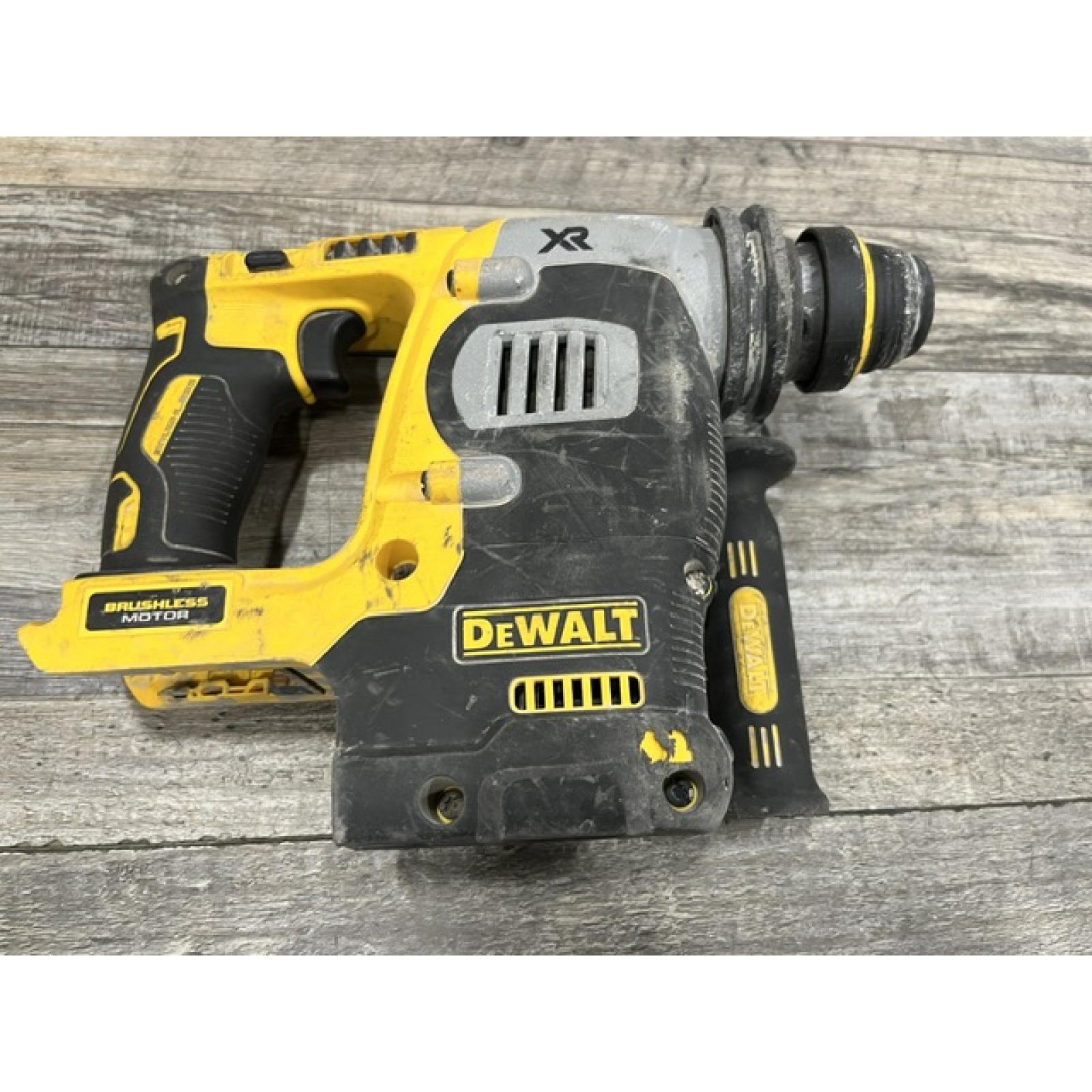 AS-IS DEWALT 20V MAX XR Cordless Brushless 1 in. SDS Plus L-Shape Rotary Hammer (Tool Only)