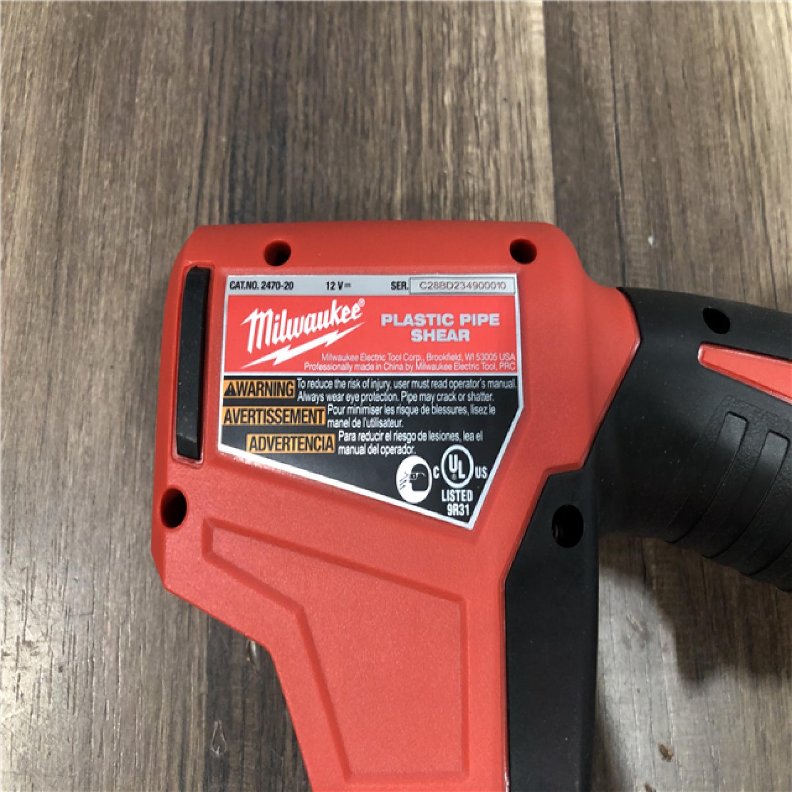 AS-IS Milwaukee M12 12V Lithium-Ion Cordless PVC Pipe Shear (Tool-Only)
