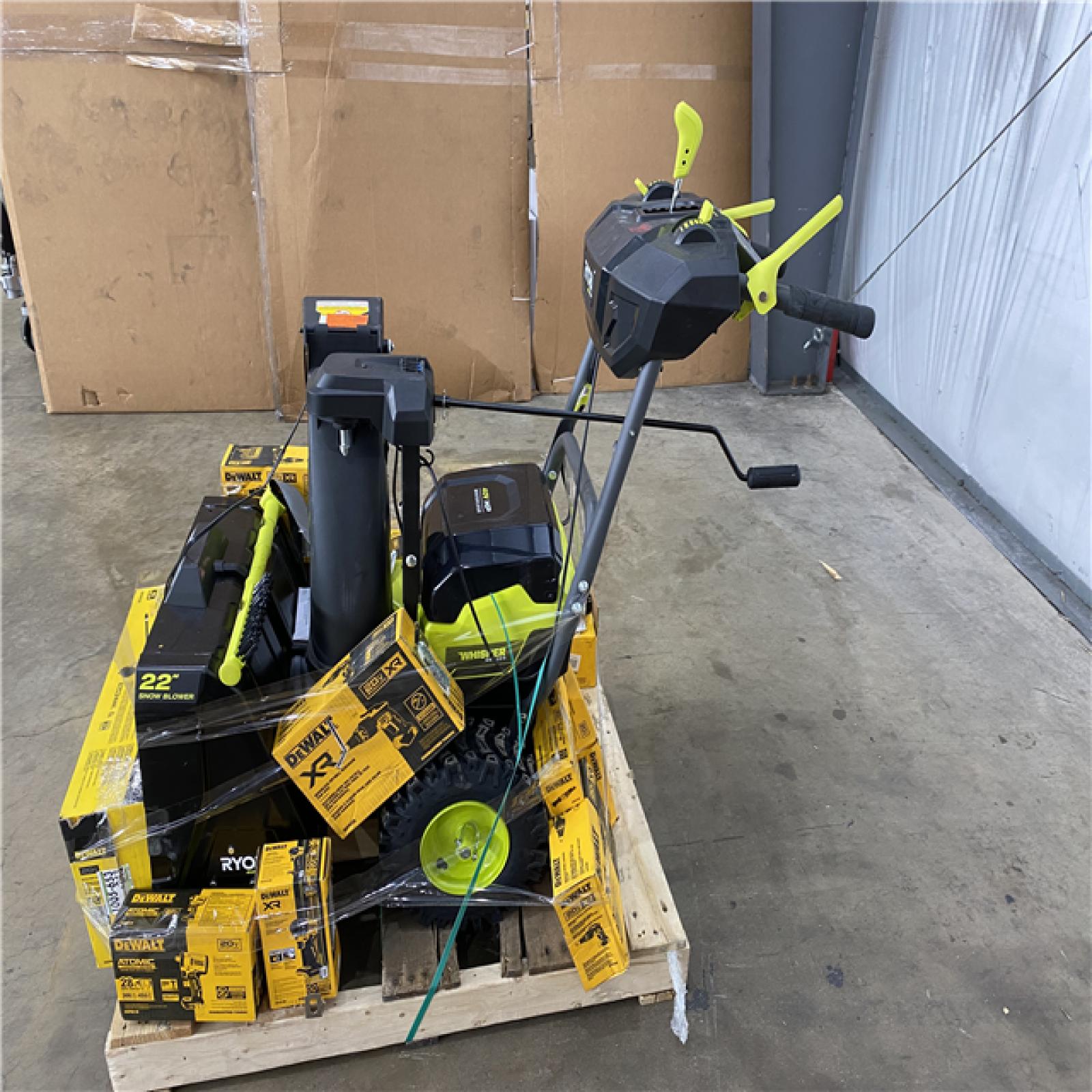 Houston Location AS IS - Tool Pallet