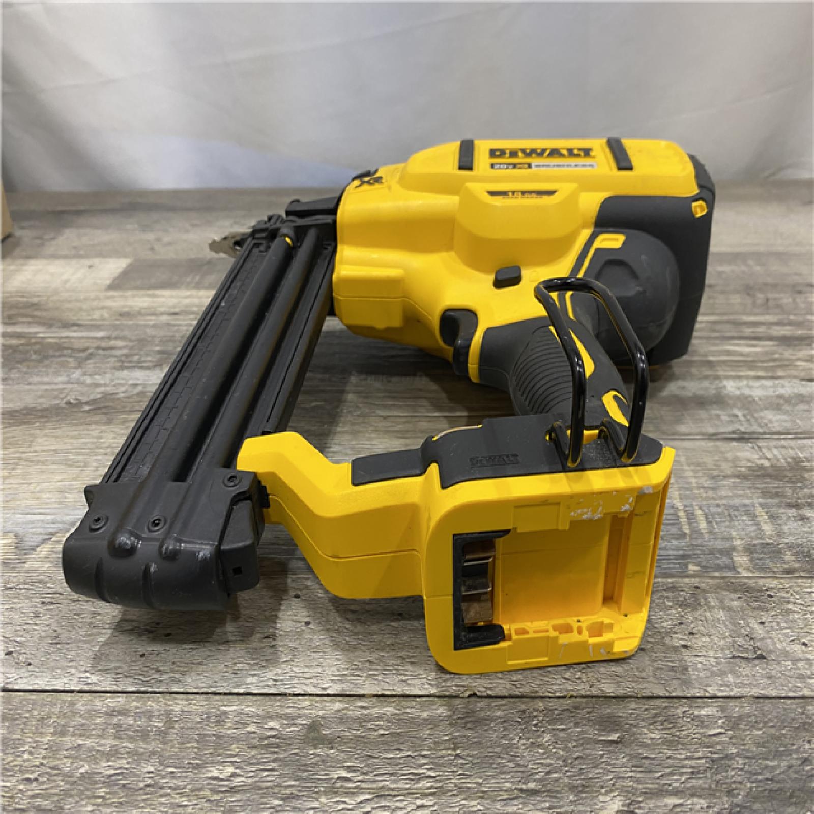 AS-IS DEWALT 20V MAX XR Lithium-Ion Electric Cordless 18-Gauge Brad Nailer (Tool Only)