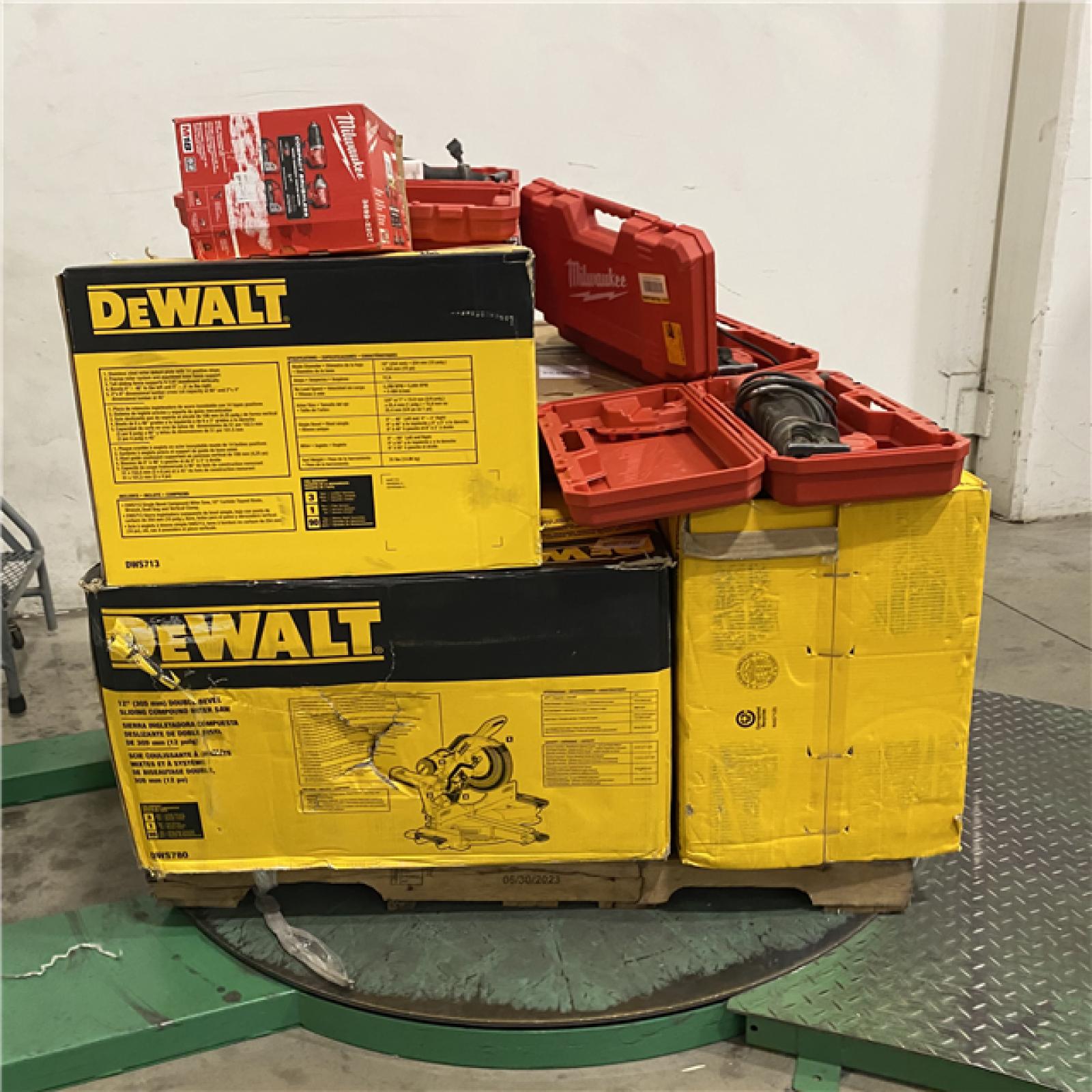 DALLAS LOCATION -AS-IS TOOL PALLET