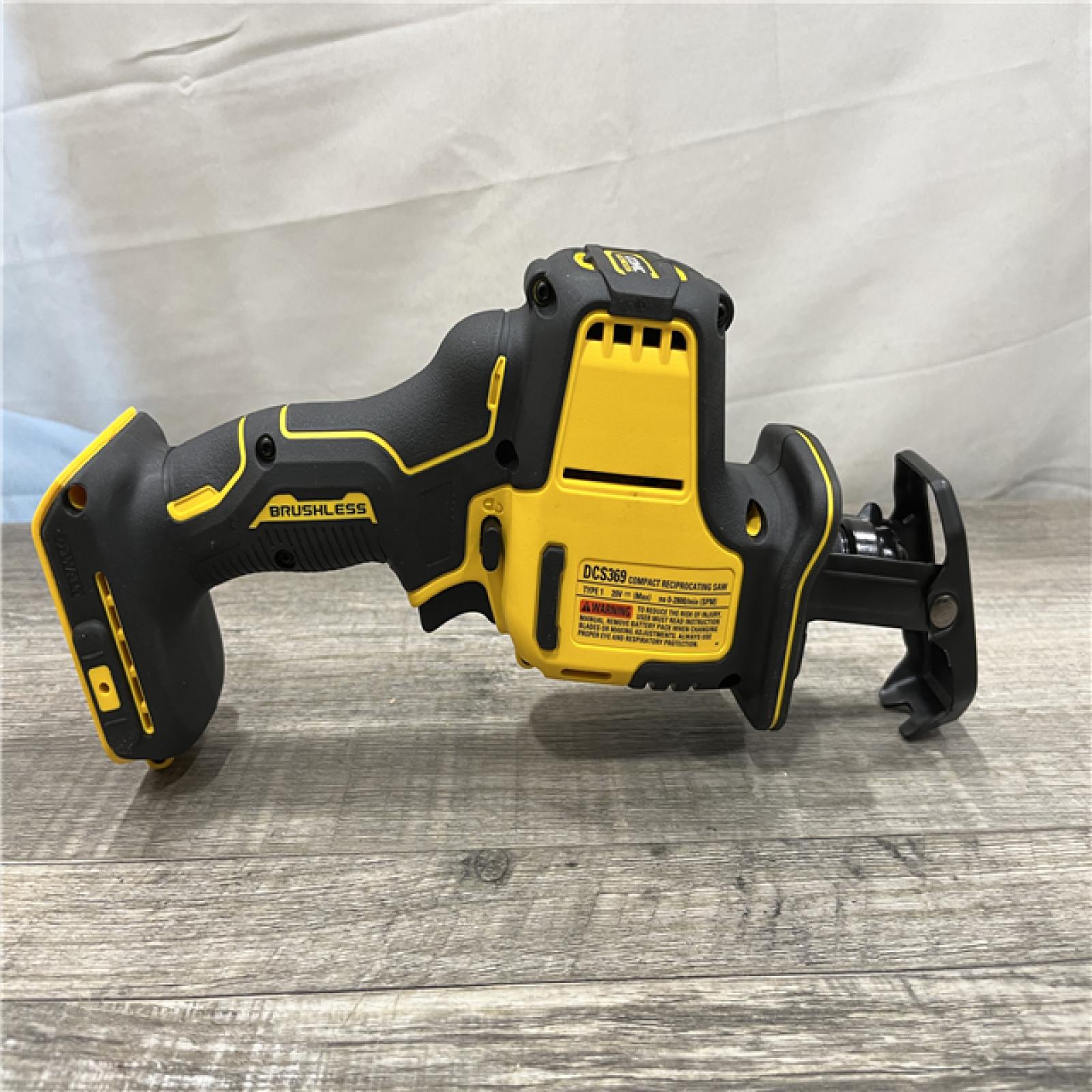 AS-IS DEWALT ATOMIC 20V MAX Cordless Brushless Compact Reciprocating Saw (Tool Only)