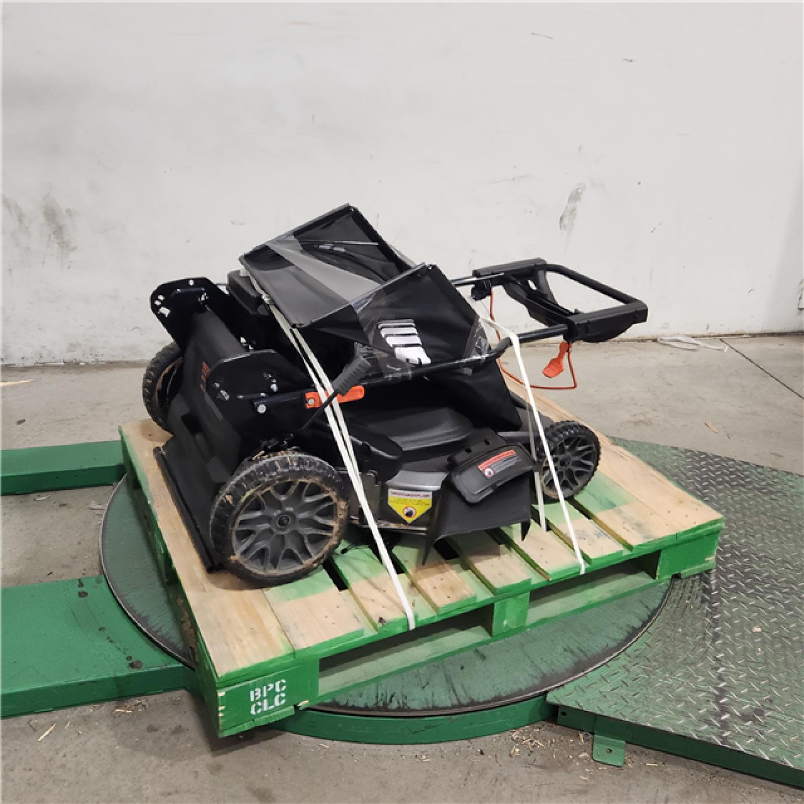 Dallas Location - As-Is ECHO 30 in. 223 CC Gas Lawn Mower