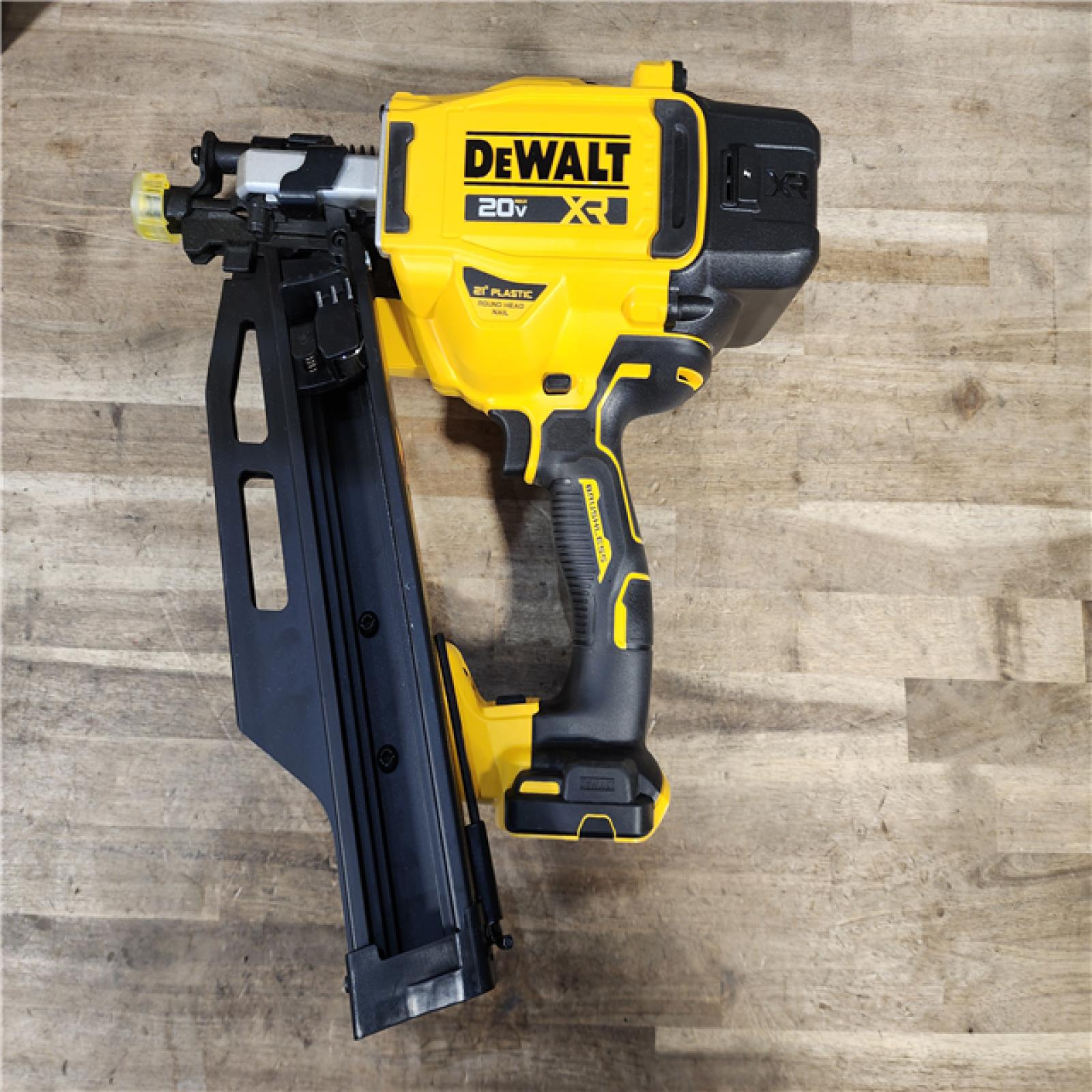 HOUSTON LOCATION - AS-IS DEWALT 20-Volt 21° Cordless Framing Nailer (Tool-Only)