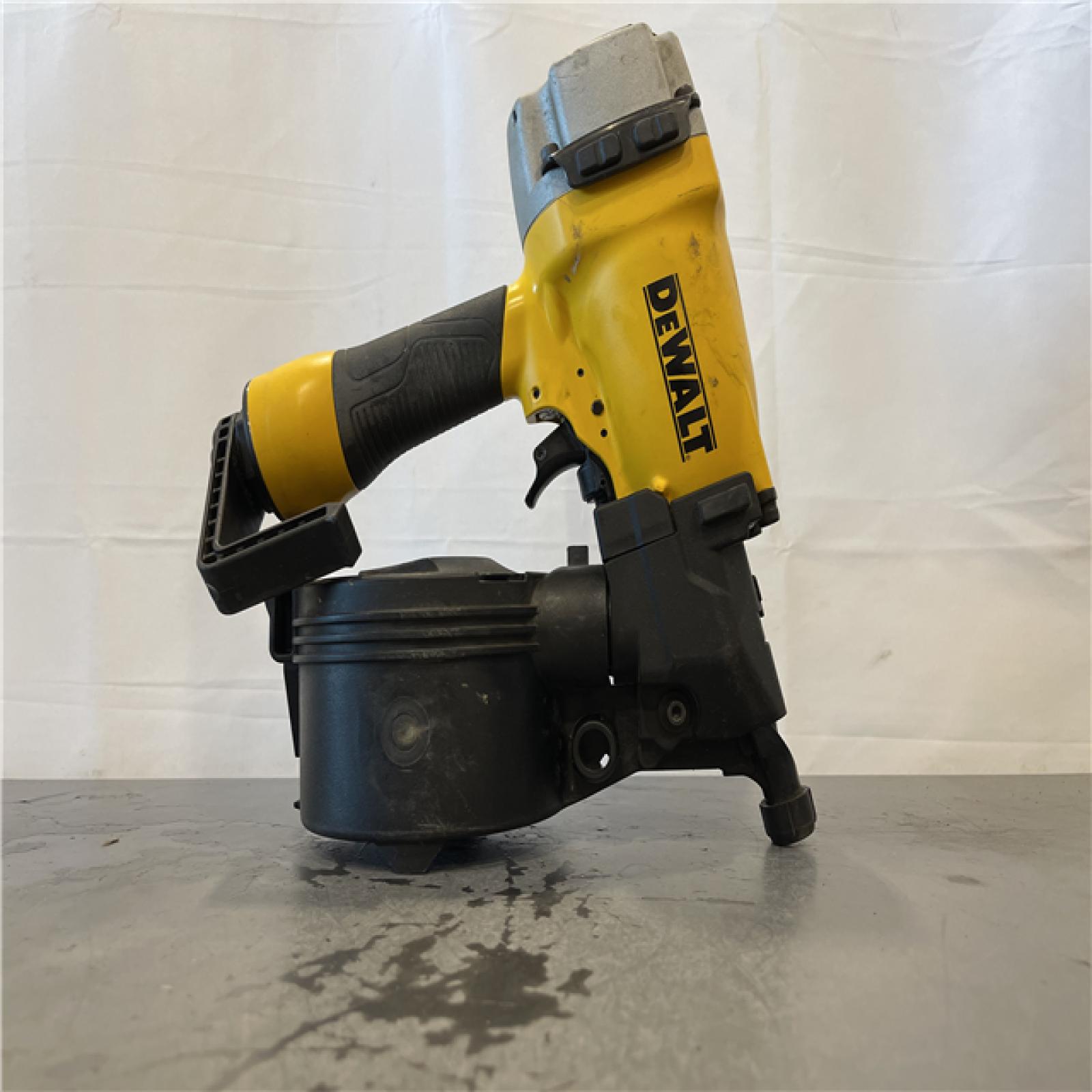 AS-IS - DeWalt Pneumatic 15-Degree Coil Corded Siding Nailer