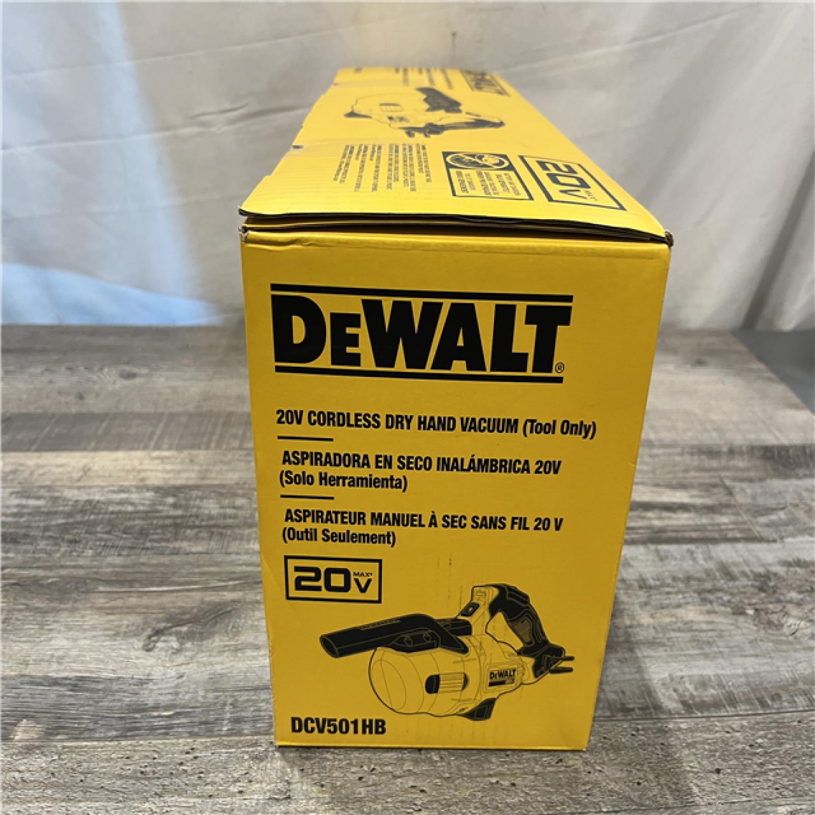 NEW - DEWALT Bagless 20V MAX Stick Cordless General Dirt Filter Handheld Vacuum (Tool Only)