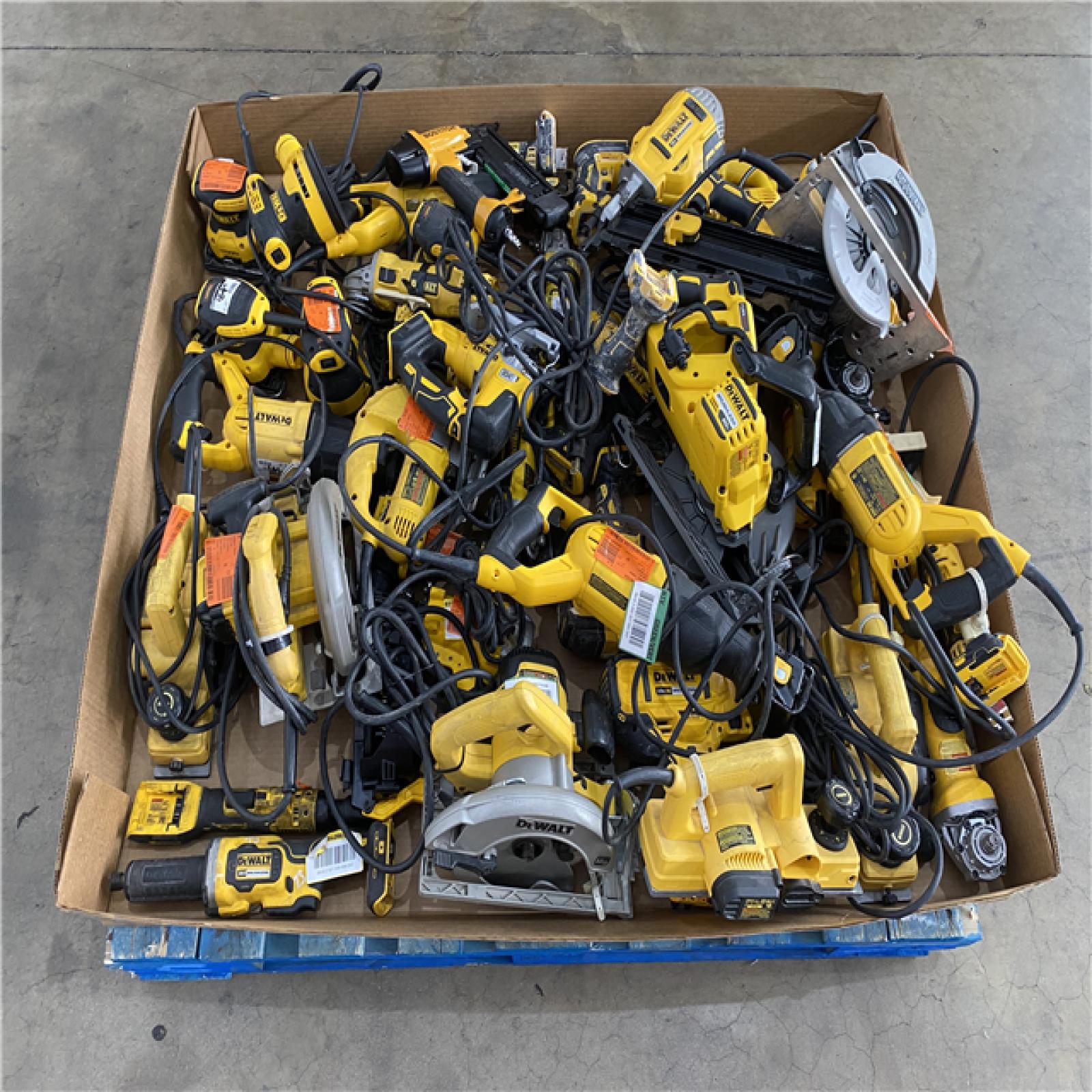 Houston Location AS IS - Tool Pallet